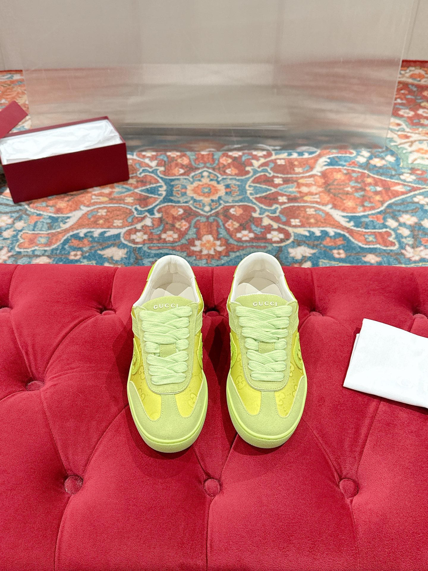 NO:464809,Women's Gucci latest Forrest Gump shoes German training shoes casual shoes retro fashion simple and high-end casual matching very light and comfortable upper original cowhide surface mesh splicing sheepskin inner latest open mold original outsole size: women 35-40 (women 41 customized, non-return and exchange), casual shoes/sports shoes, gucci, sneakers, cowhide, sheepskin19860909女  Gucci 最新款 阿甘鞋 德训鞋 休闲鞋 复古时尚 简约高级 随意搭配 上脚非常轻便舒适鞋面原版牛皮面 网面拼接 羊皮内里 最新开模原版大底码数:女35-40（女41 定制 不退换）,休闲鞋/运动鞋,gucci,sneakers,cowhide,sheepskin,Women's Shoes