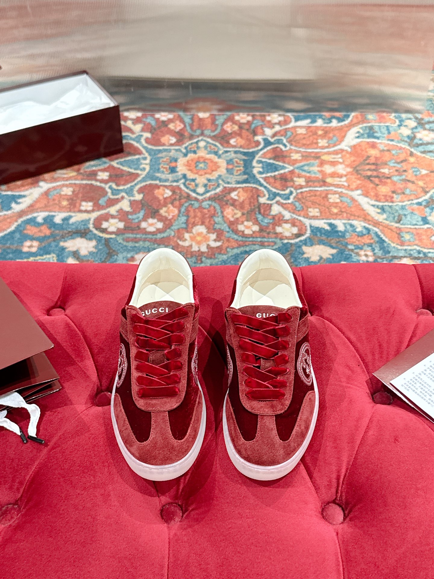 NO:559000,Women Men Gucci Latest Forrest Gump Shoes De Xun Shoes Casual Shoes Retro Fashion Simple High-end Casual Shoes Very Light and Comfortable Uppers Original Cowhide Mesh Splicing Sheepskin Lining Latest Model Original Outsole Size: Female 35-40 Male 39-44 (Female 40 Male 45 Customized Non-returnable), casual shoes/sports shoes, gucci, sneakers, cowhide, sheepskin19860909女 男 Gucci 最新款 阿甘鞋 德训鞋 休闲鞋 复古时尚 简约高级 随意搭配 上脚非常轻便舒适鞋面原版牛皮面 网面拼接 羊皮内里 最新开模原版大底码数:女35-40 男39-44（女40 男45 定制 不退换）,休闲鞋/运动鞋,gucci,sneakers,cowhide,sheepskin,Women's Shoes