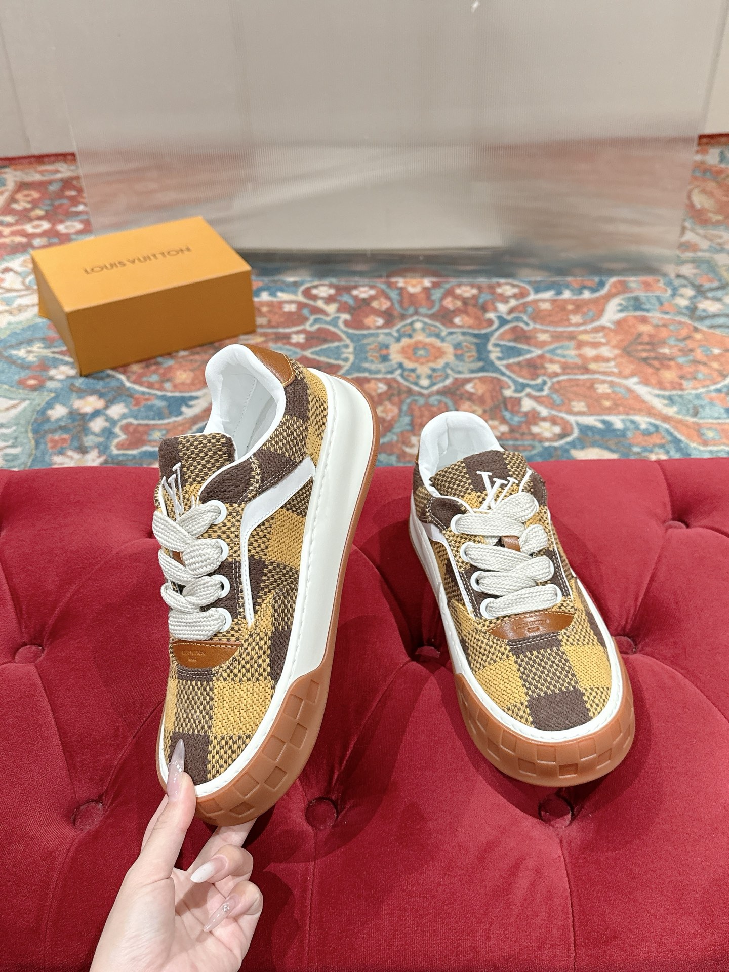 Женские кроссовки Louis Vuitton Damier
