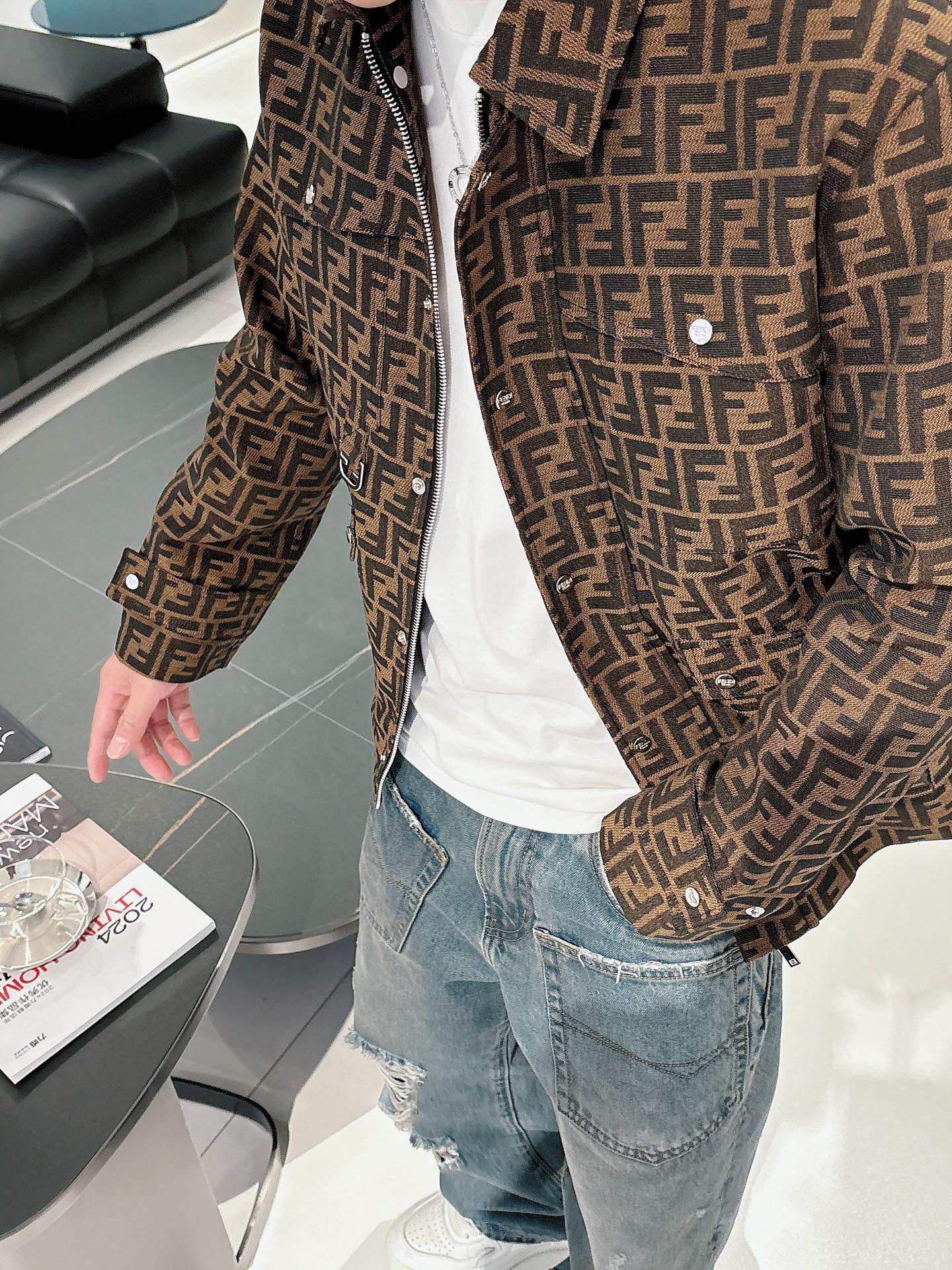  上新 。FD爆款*新品 官网同款，三标齐全！2025春夏新款男士夹克外套，时尚休闲高端版本！专柜定制面