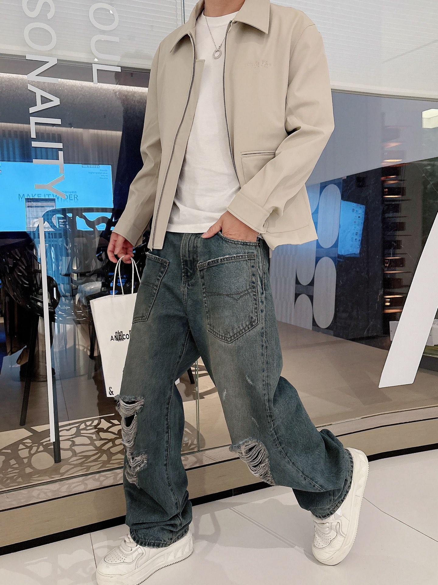  上新 。Dio*新品 顶级品质
官网同款，三标齐全！2025新款男士夹克外套，时尚休闲高端版本！专柜定