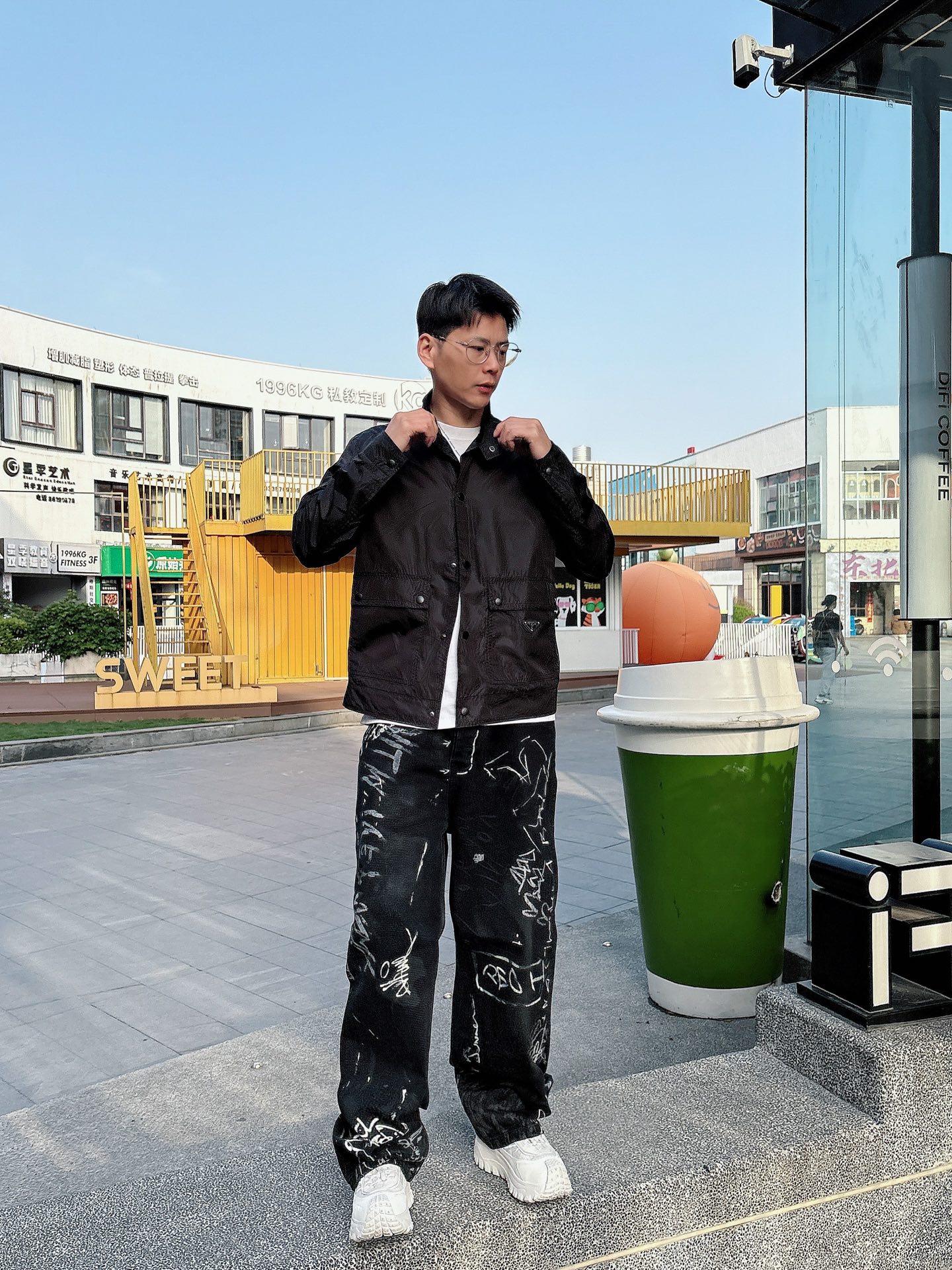  上新 普拉达官网同款，三标齐全！2025新款男士夹克外套，时尚休闲高端版本！专柜定制面料 透气舒适度高