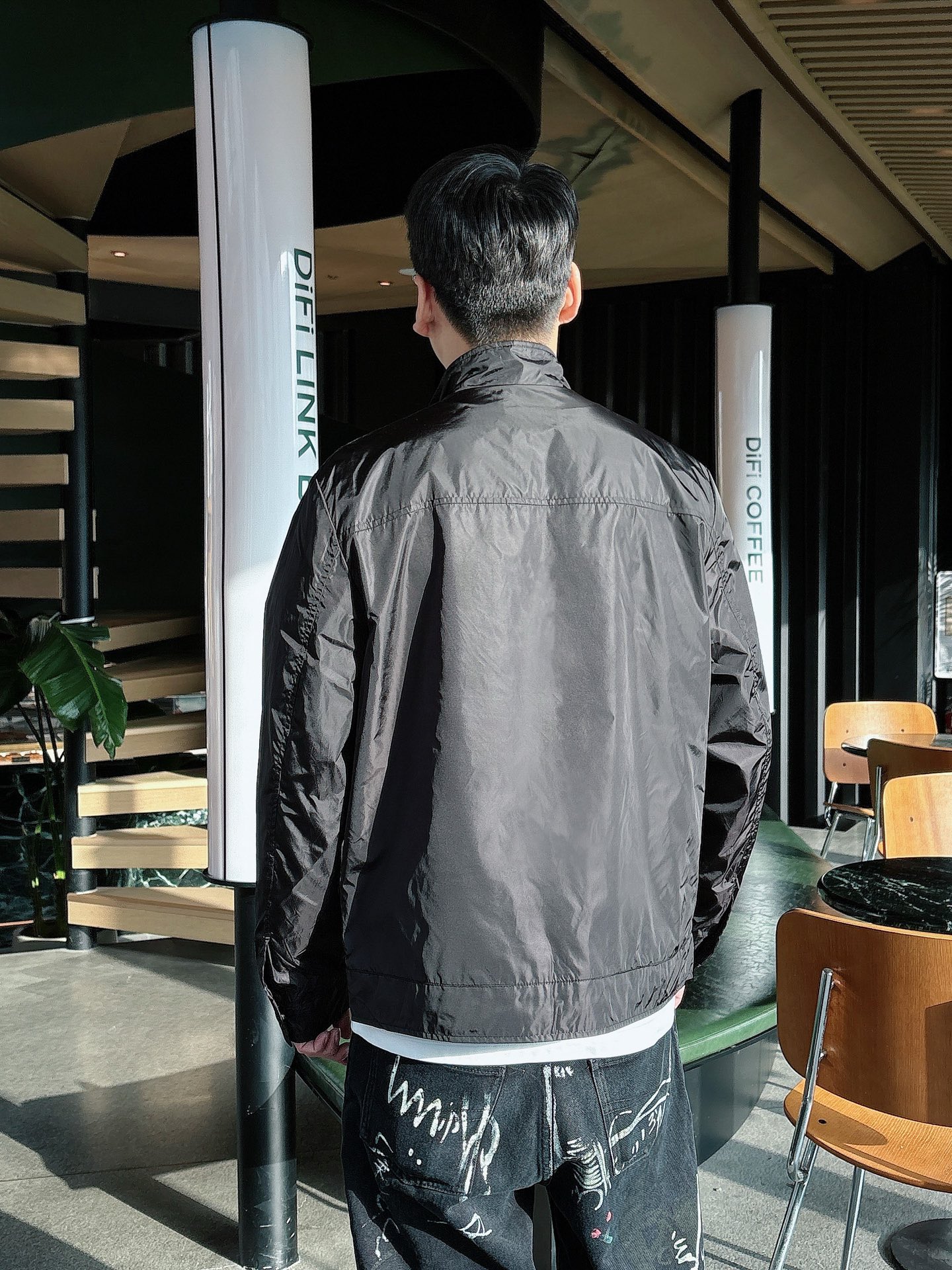  上新 普拉达官网同款，三标齐全！2025新款男士夹克外套，时尚休闲高端版本！专柜定制面料 透气舒适度高