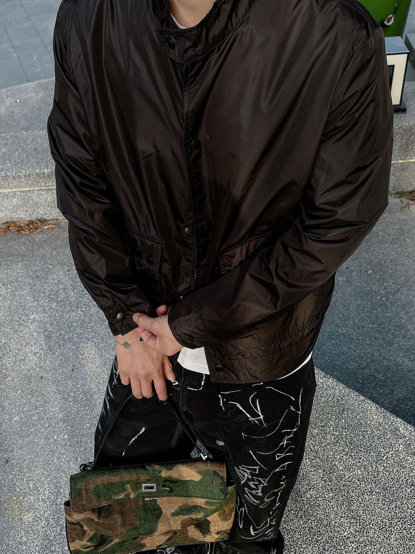  上新 普拉达官网同款，三标齐全！2025新款男士夹克外套，时尚休闲高端版本！专柜定制面料 透气舒适度高