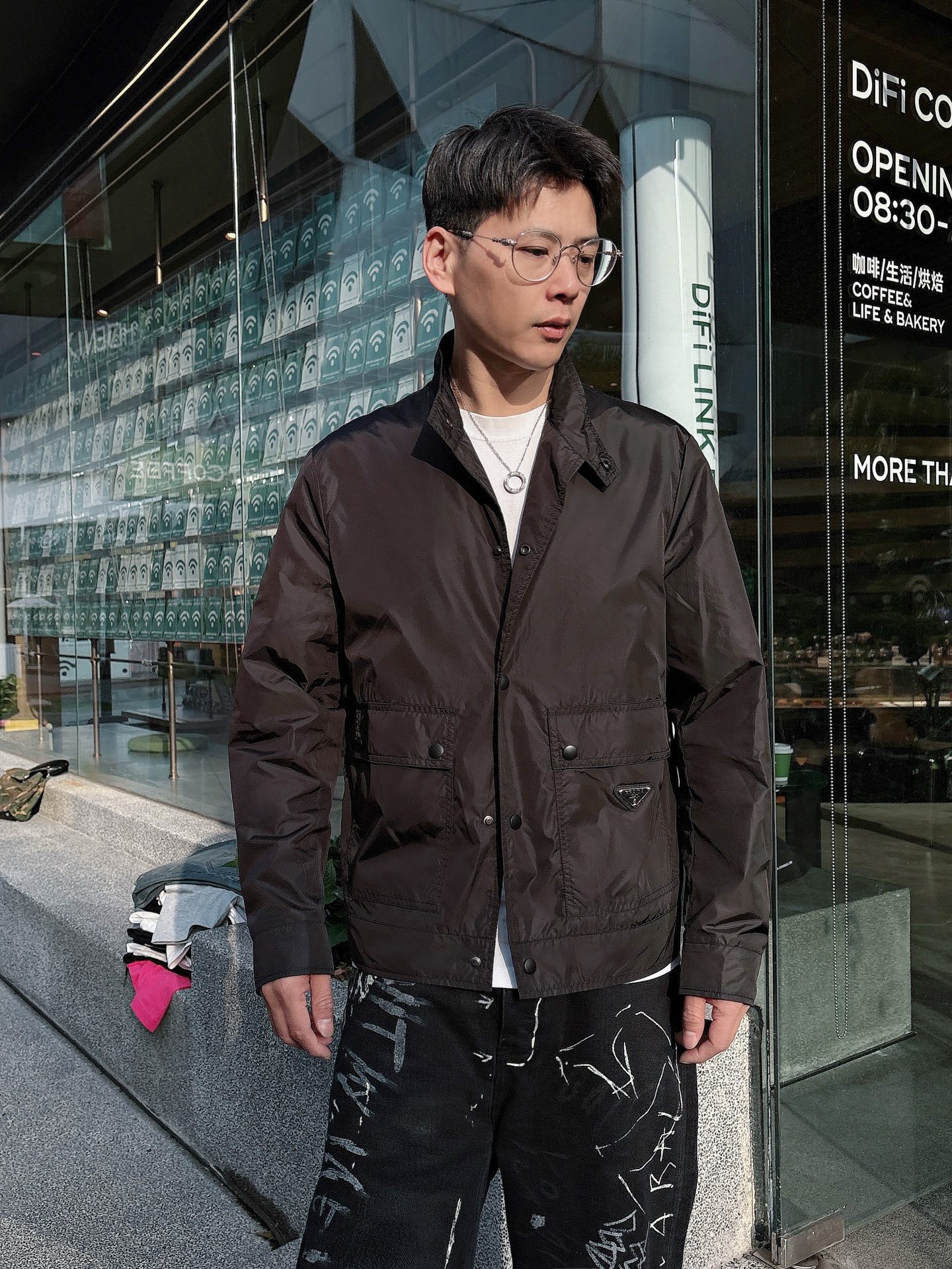  上新 普拉达官网同款，三标齐全！2025新款男士夹克外套，时尚休闲高端版本！专柜定制面料 透气舒适度高