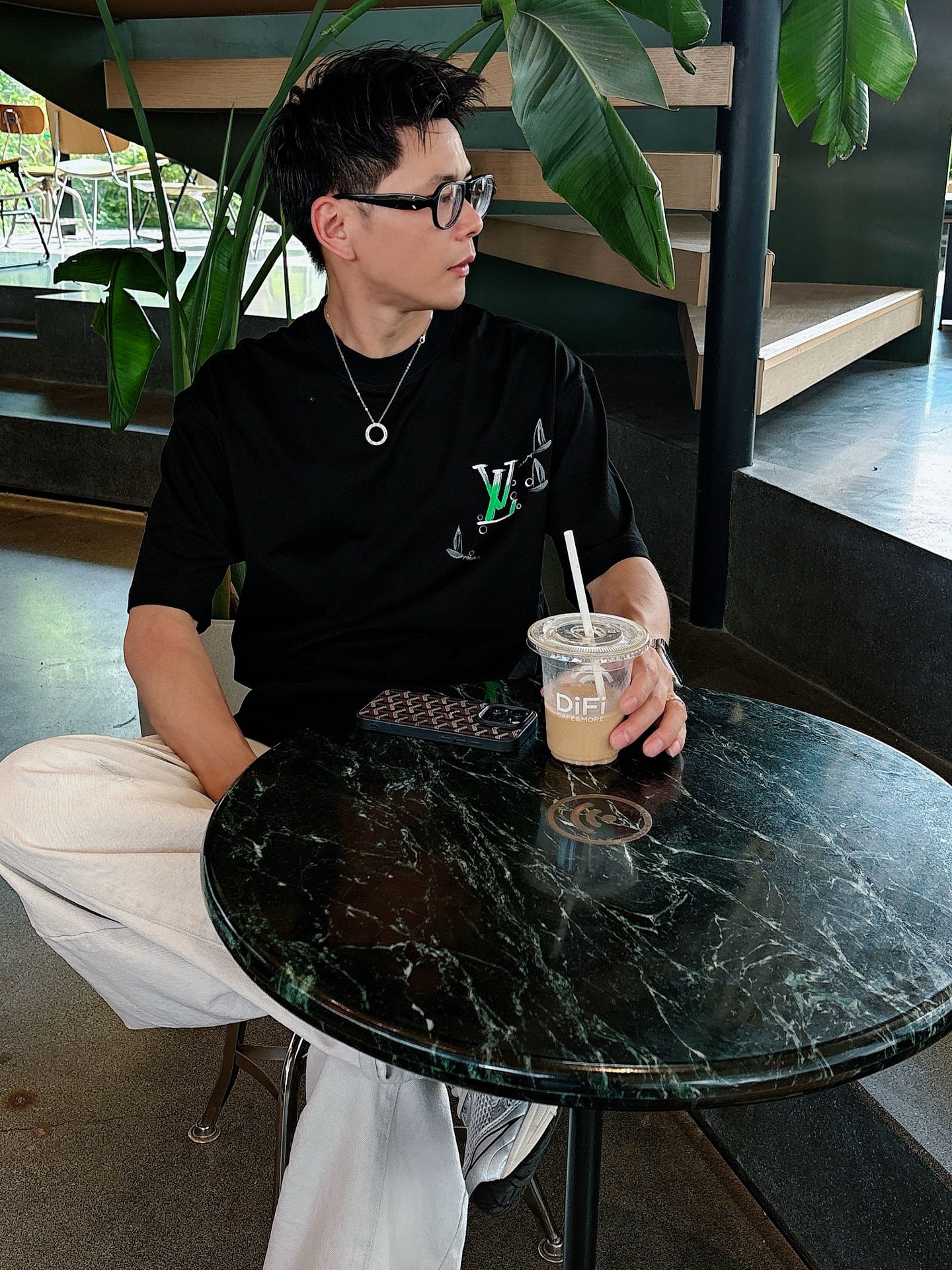 。lv 手绘上新25 SS 新疆长绒棉 上身舒适亲肤 纯棉质感 经典百搭 黑白 码数M-3Xl