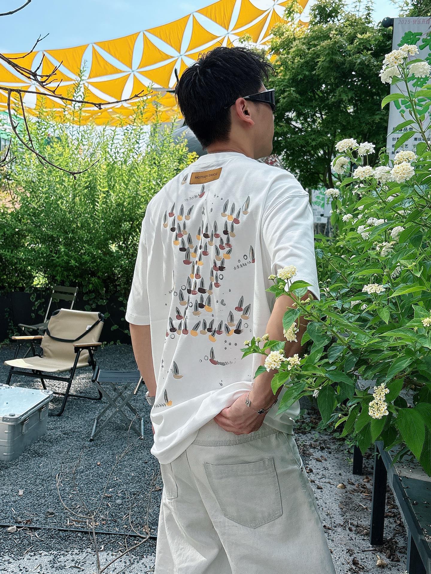 。lv 手绘上新25 SS 新疆长绒棉 上身舒适亲肤 纯棉质感 经典百搭 黑白 码数M-3Xl