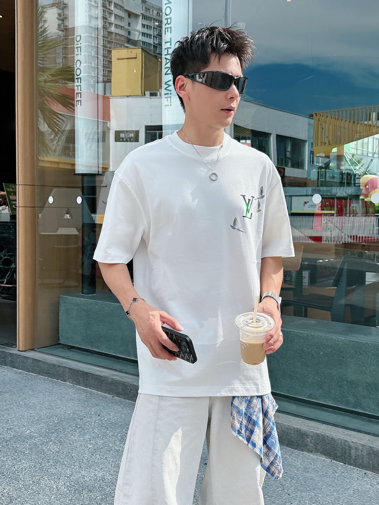 。lv 手绘上新25 SS 新疆长绒棉 上身舒适亲肤 纯棉质感 经典百搭 黑白 码数M-3Xl