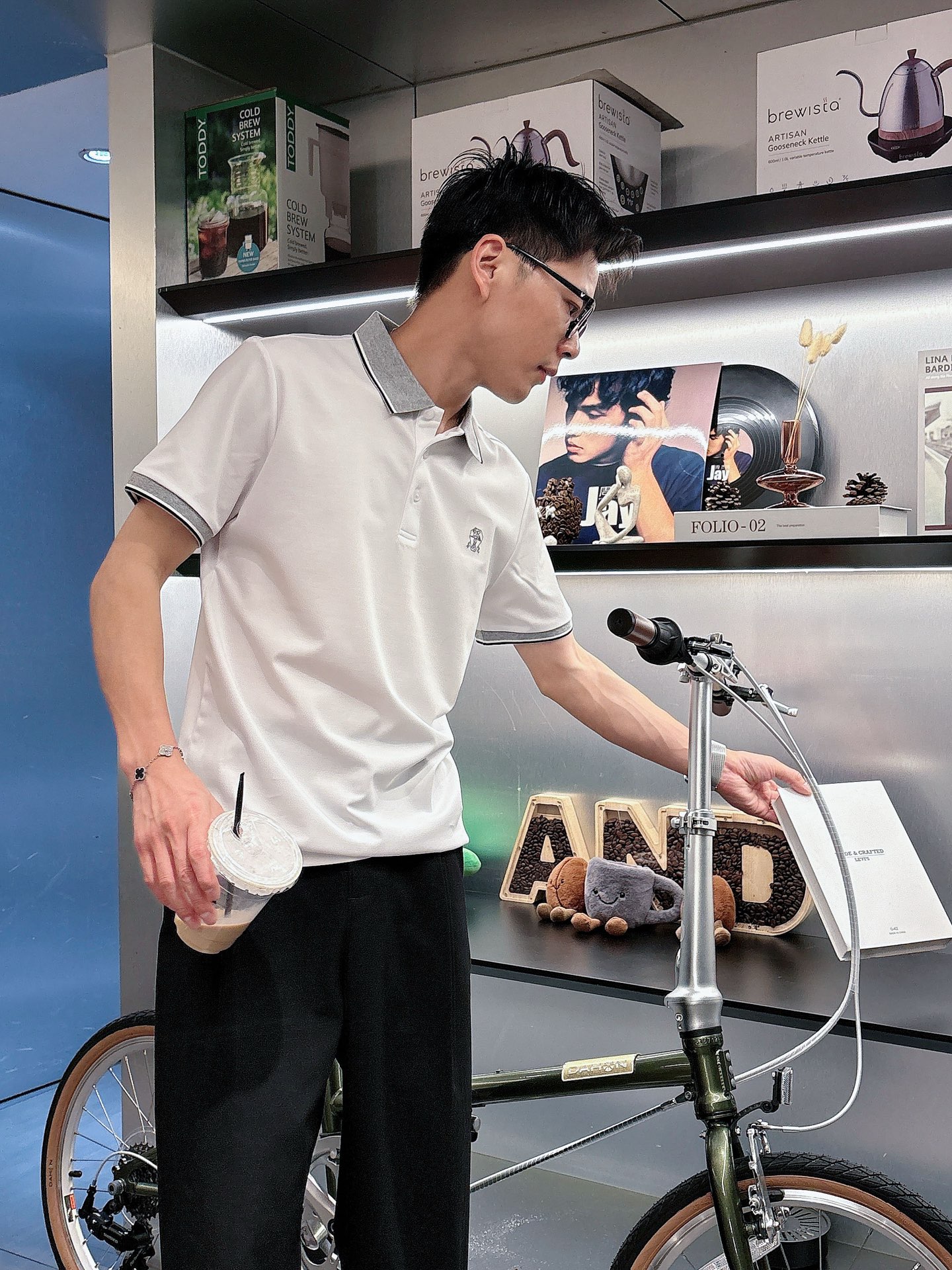  BC夏季新品翻领Polo短袖
时尚单品设计，更加时尚舒适，高标准定制，上身非常有型，奢华品牌经典LOG