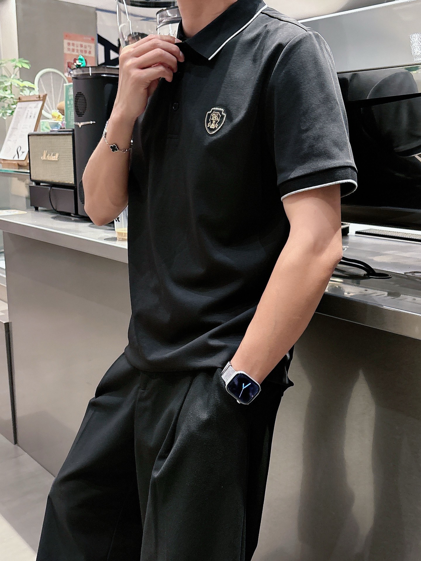  BC夏季新品翻领Polo短袖
时尚单品设计，更加时尚舒适，高标准定制，上身非常有型，奢华品牌经典LOG