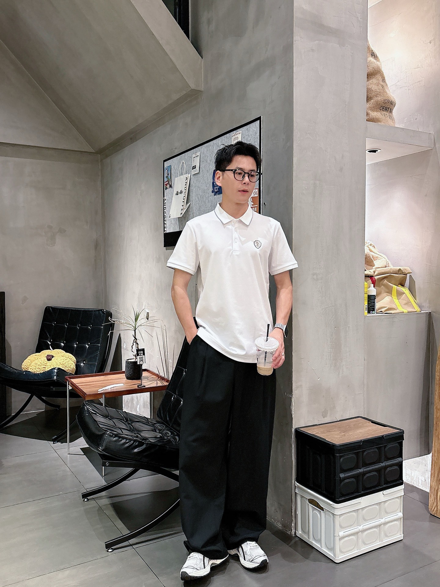  BC夏季新品翻领Polo短袖
时尚单品设计，更加时尚舒适，高标准定制，上身非常有型，奢华品牌经典LOG