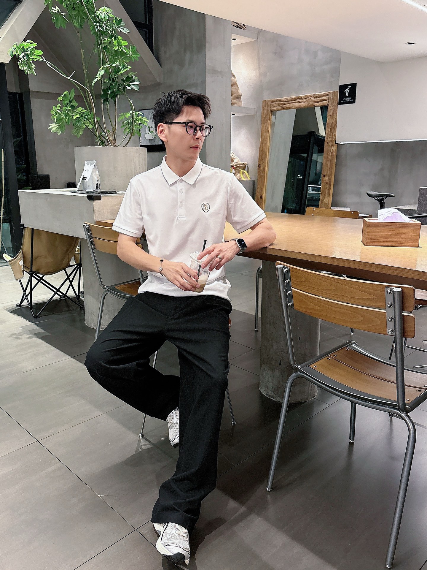  BC夏季新品翻领Polo短袖
时尚单品设计，更加时尚舒适，高标准定制，上身非常有型，奢华品牌经典LOG