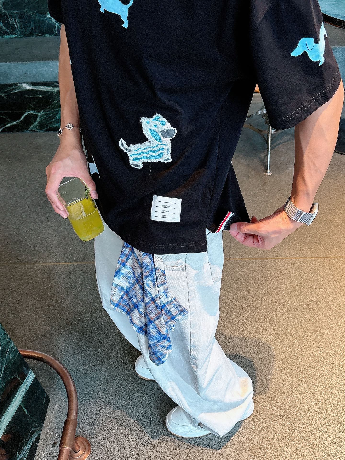 TB。春夏新款首发专柜最新款短袖圆领T恤 高端订制 设计前卫时尚！品牌logo重工艺设计 高端定制230