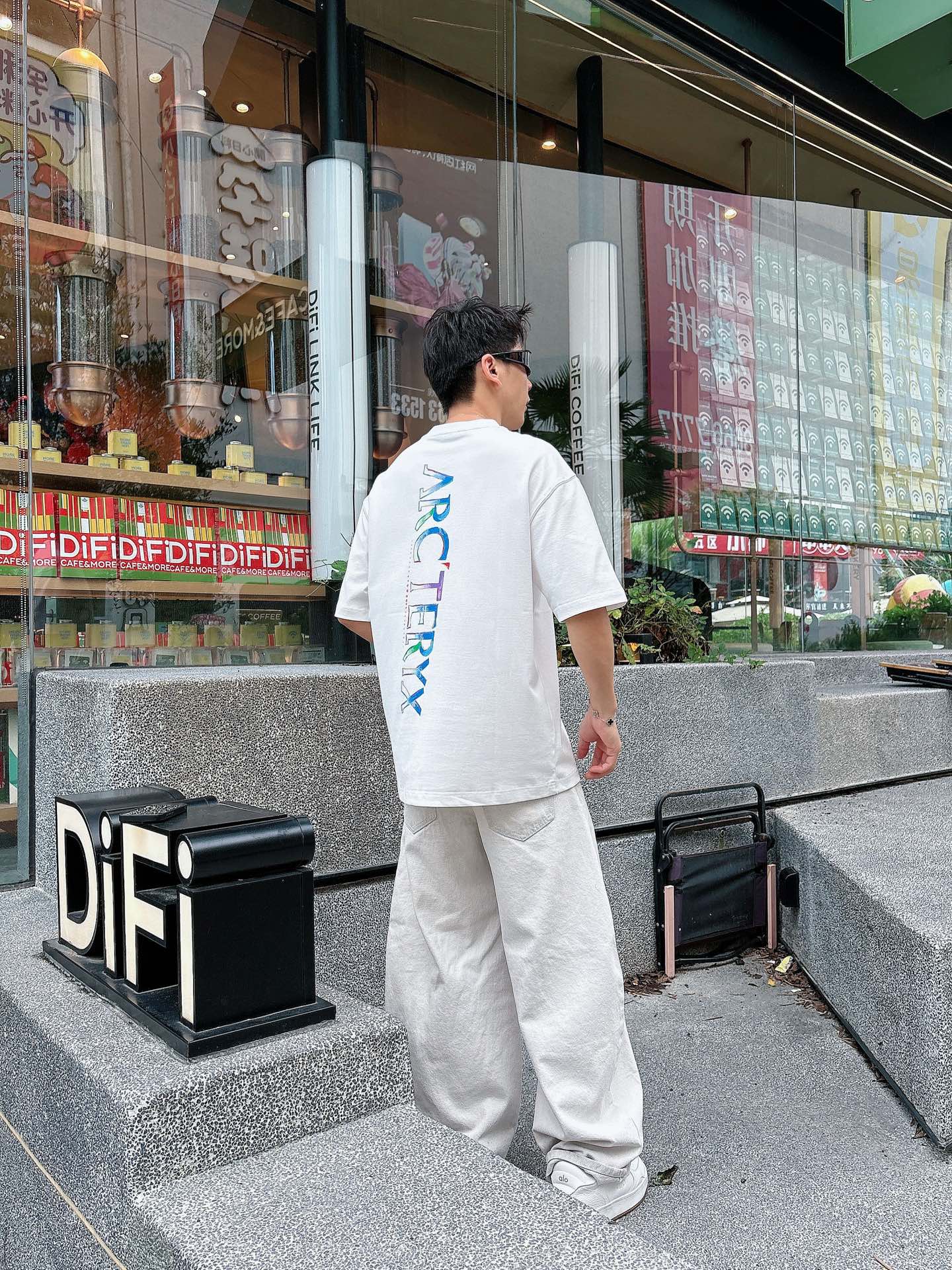 。上新鸟🐦 25 SS 新疆长绒棉 上身舒适亲肤 纯棉质感 经典百搭 黑白 码数M-3Xl