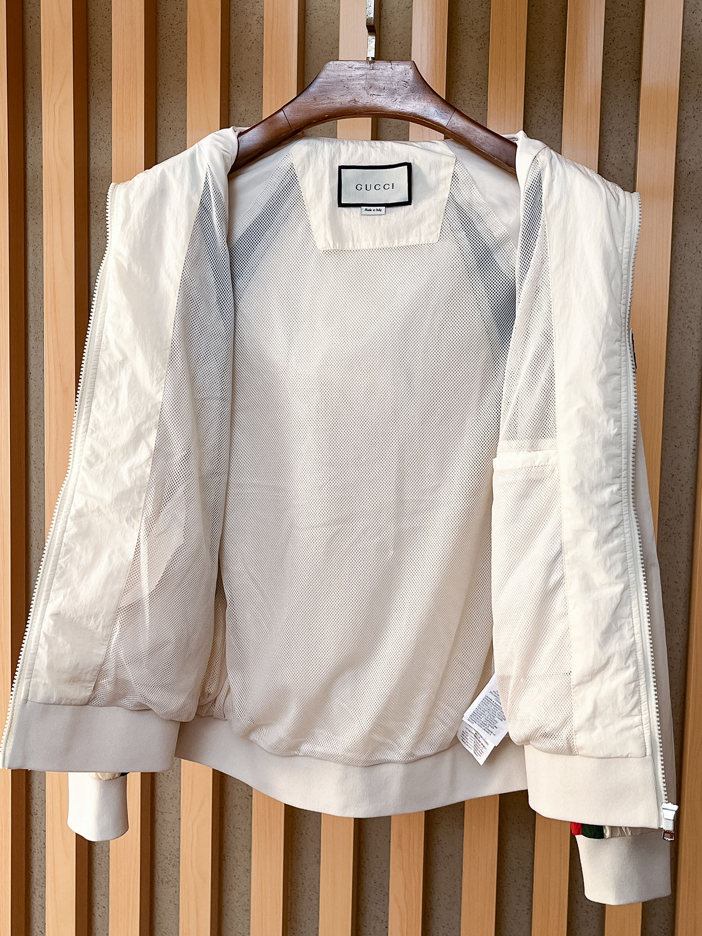 上新 。G家 官网同款，三标齐全！2025春夏新款男士夹克外套，时尚休闲高端版本！专柜定制面料 透气舒适