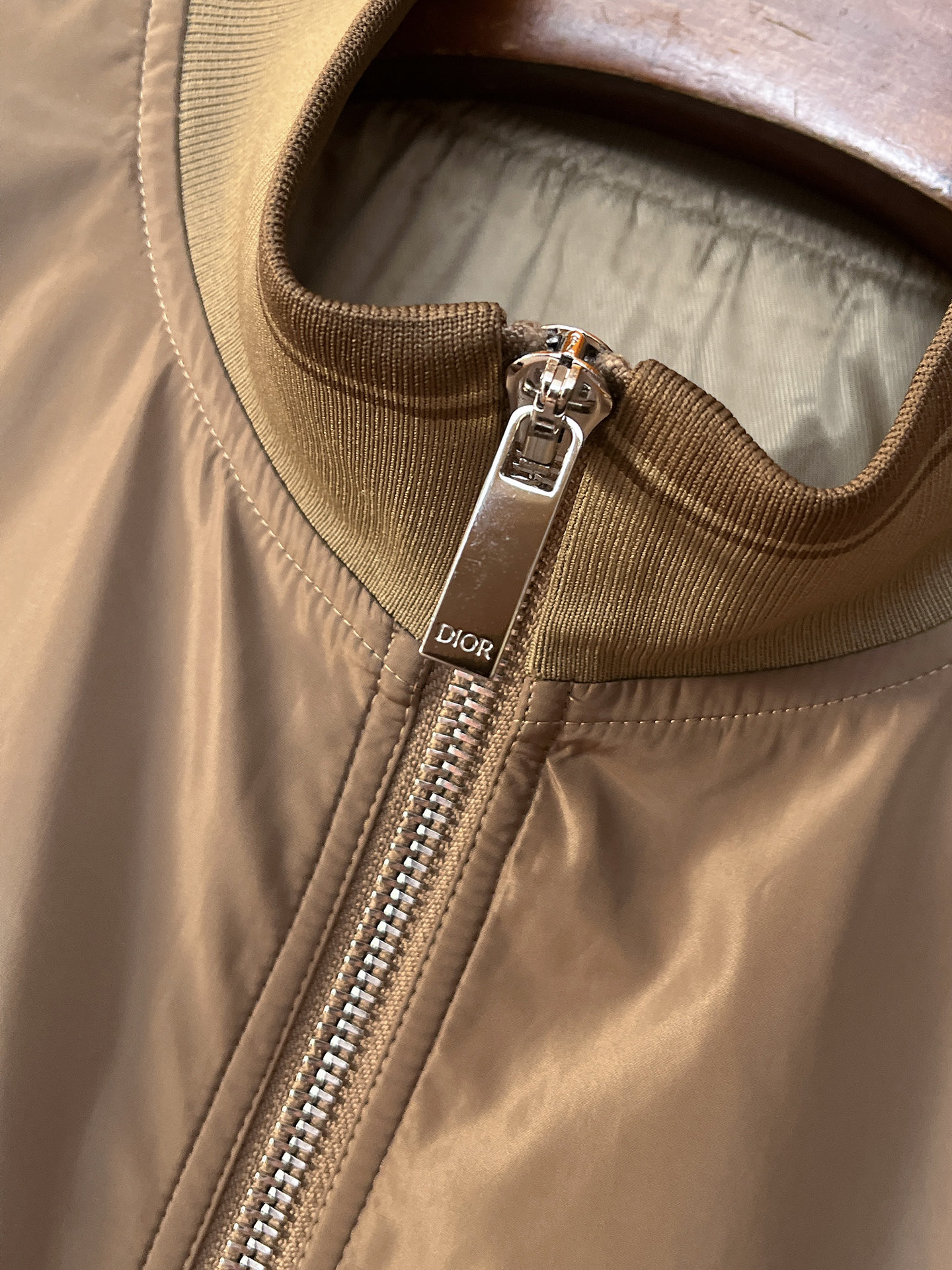 Diro 官网同款，三标齐全！2025秋冬新款男士夹克外套，时尚休闲高端版本！专柜定制面料 透气舒适度高