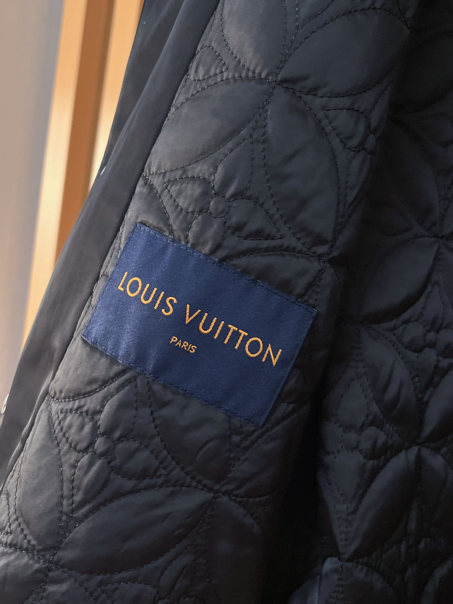 顶级版本lv家官网同款，三标齐全！2025新款男士夹克外套，时尚休闲高端版本！专柜定制面料 透气舒适度高