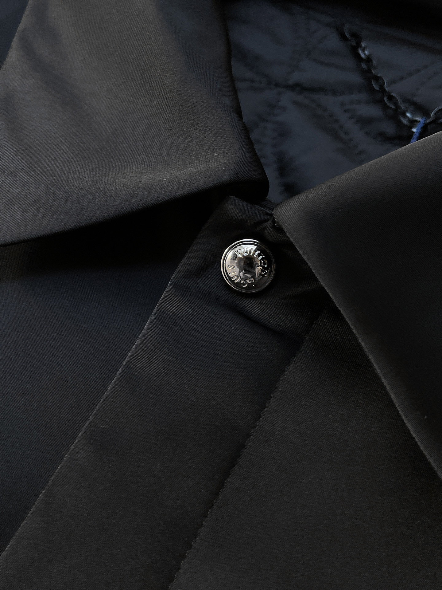 顶级版本lv家官网同款，三标齐全！2025新款男士夹克外套，时尚休闲高端版本！专柜定制面料 透气舒适度高