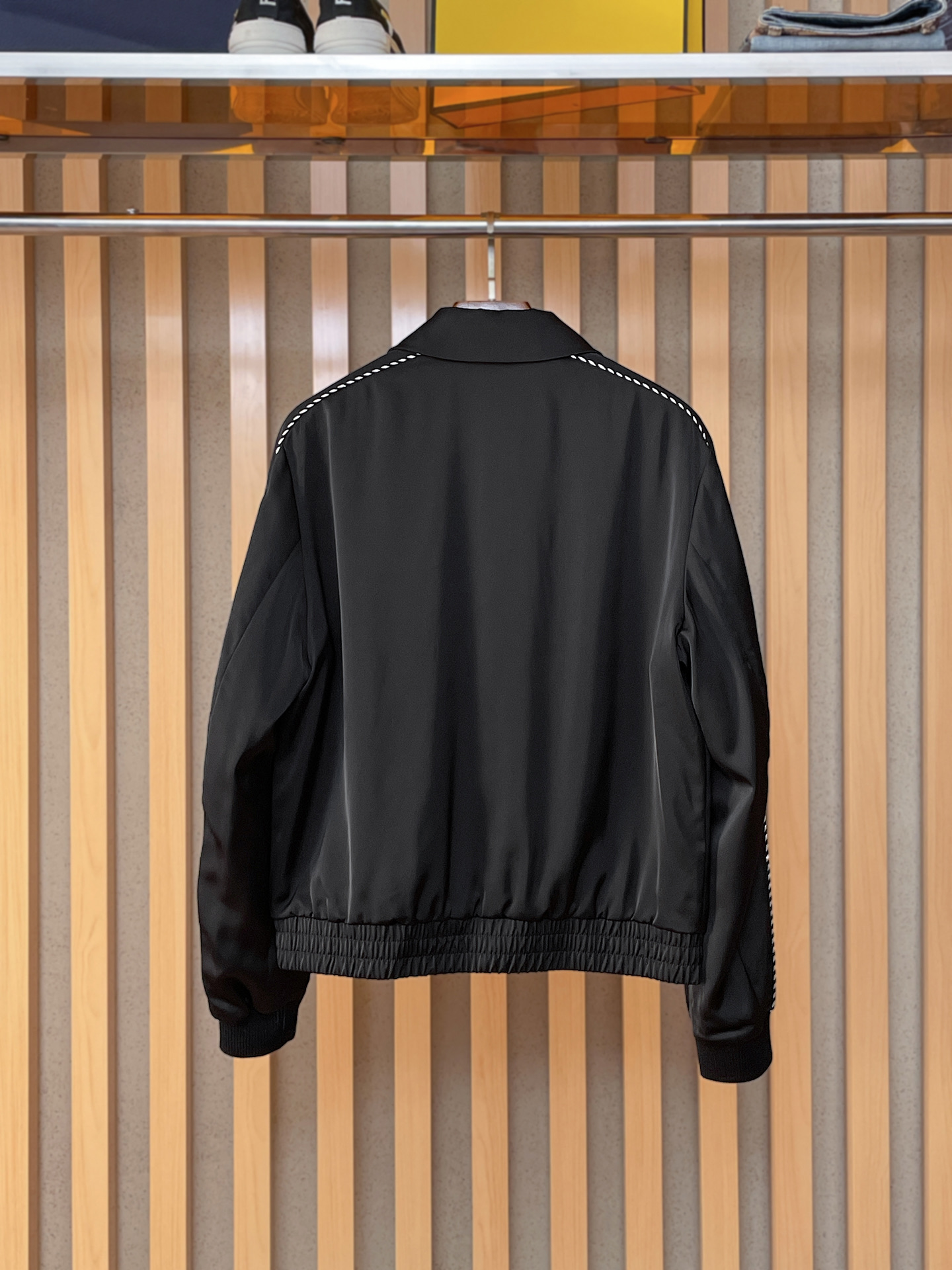 顶级版本lv家官网同款，三标齐全！2025新款男士夹克外套，时尚休闲高端版本！专柜定制面料 透气舒适度高