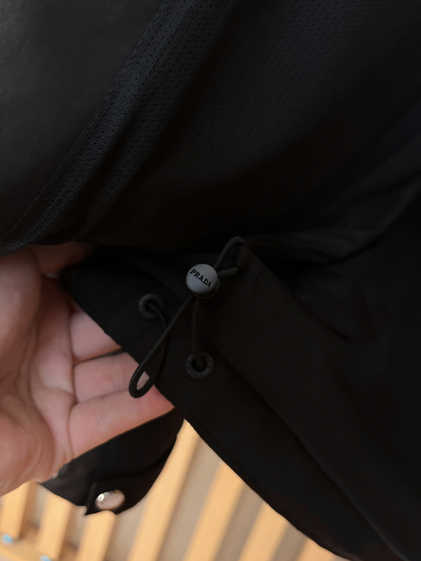 上新 。普拉达官网同款，三标齐全！2025春夏新款男士夹克外套，时尚休闲高端版本！专柜定制面料 透气舒适