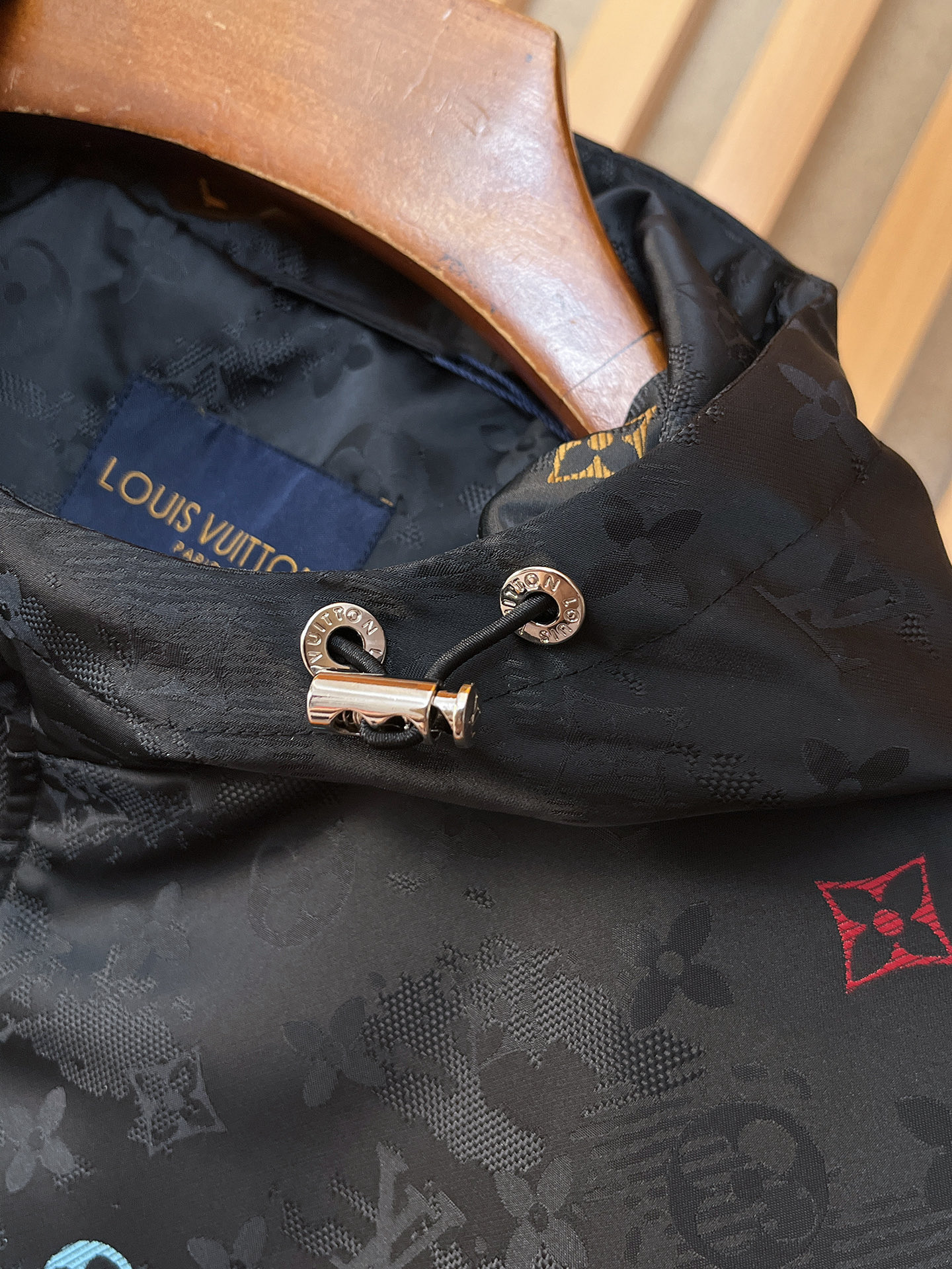 lv 官网同款，三标齐全！2025秋冬新款男士夹克外套，时尚休闲高端版本！专柜定制面料 透气舒适度高，细