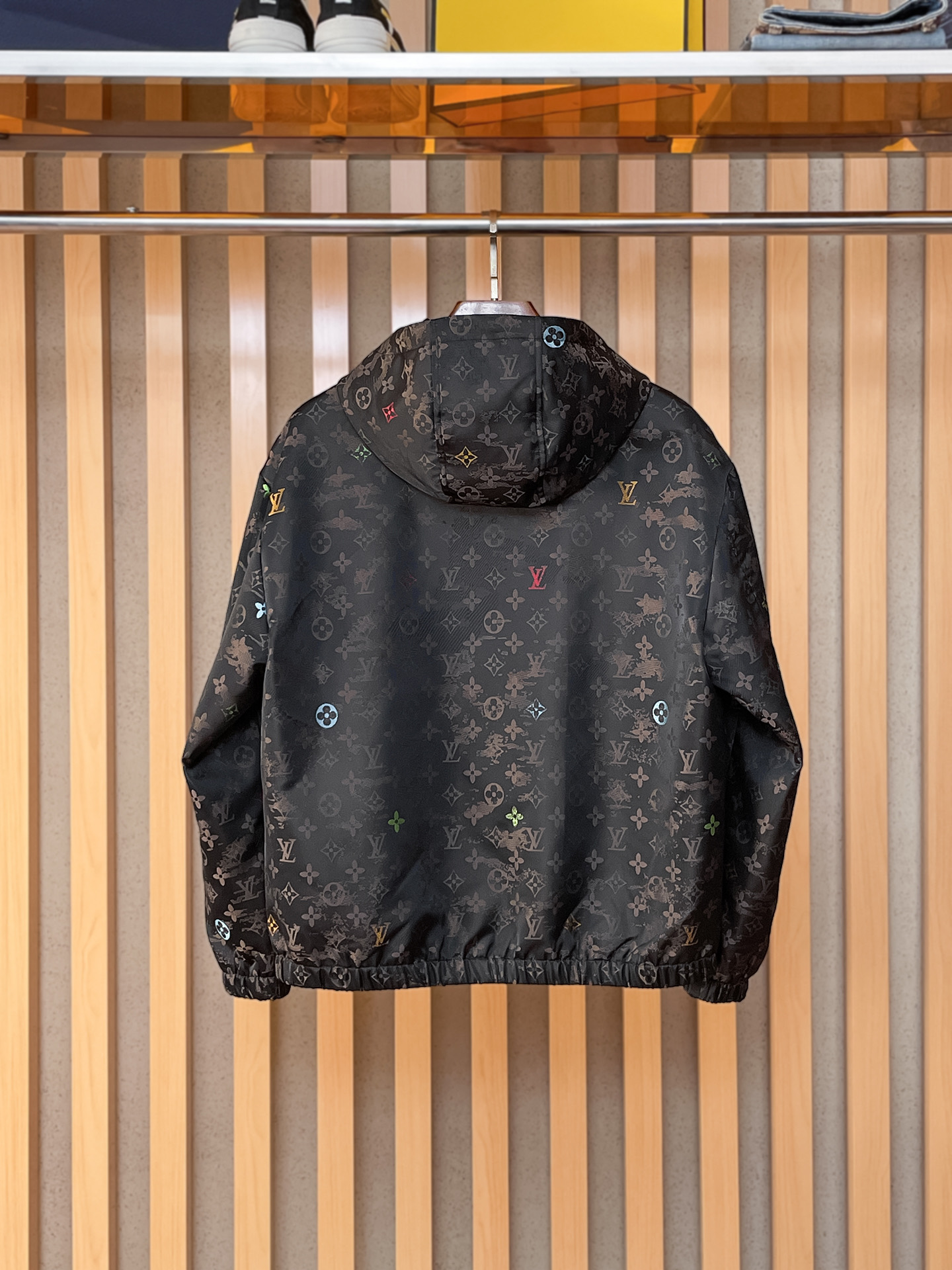 lv 官网同款，三标齐全！2025秋冬新款男士夹克外套，时尚休闲高端版本！专柜定制面料 透气舒适度高，细