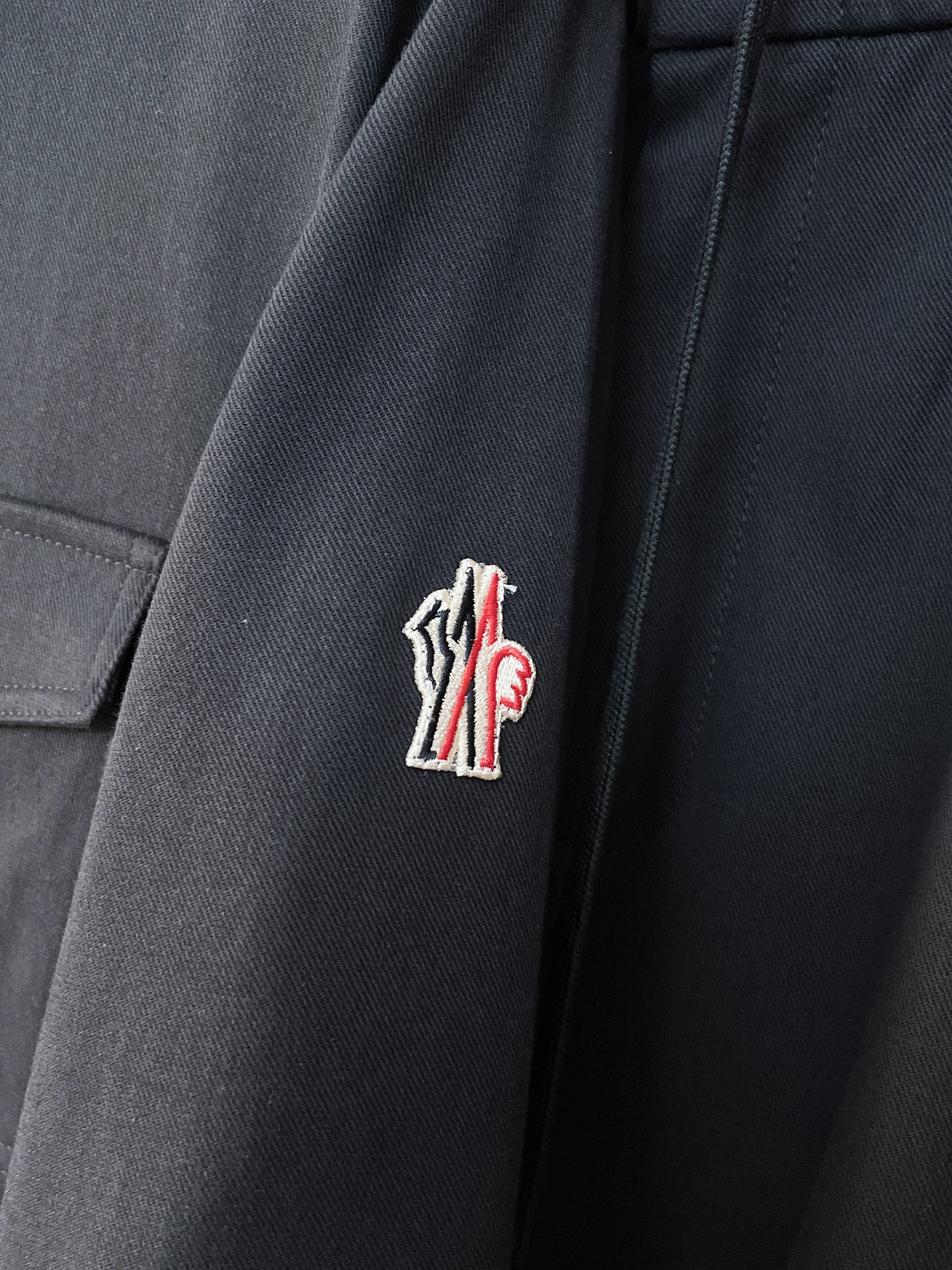 精品蒙套装口 2025秋冬新款套装 走秀款 定制原版牛仔面料 搭配夹克版型设计 非常洋气 版型超好不易褶