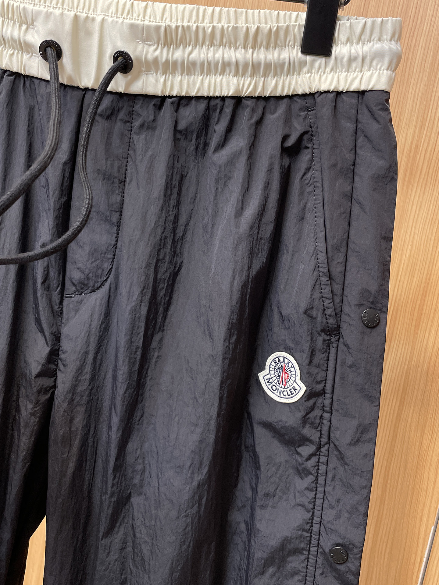 Moncler Men's Black Casual Pants, Elastic Waistband, Versatile Style 4 i1757687788813 2984 0 2