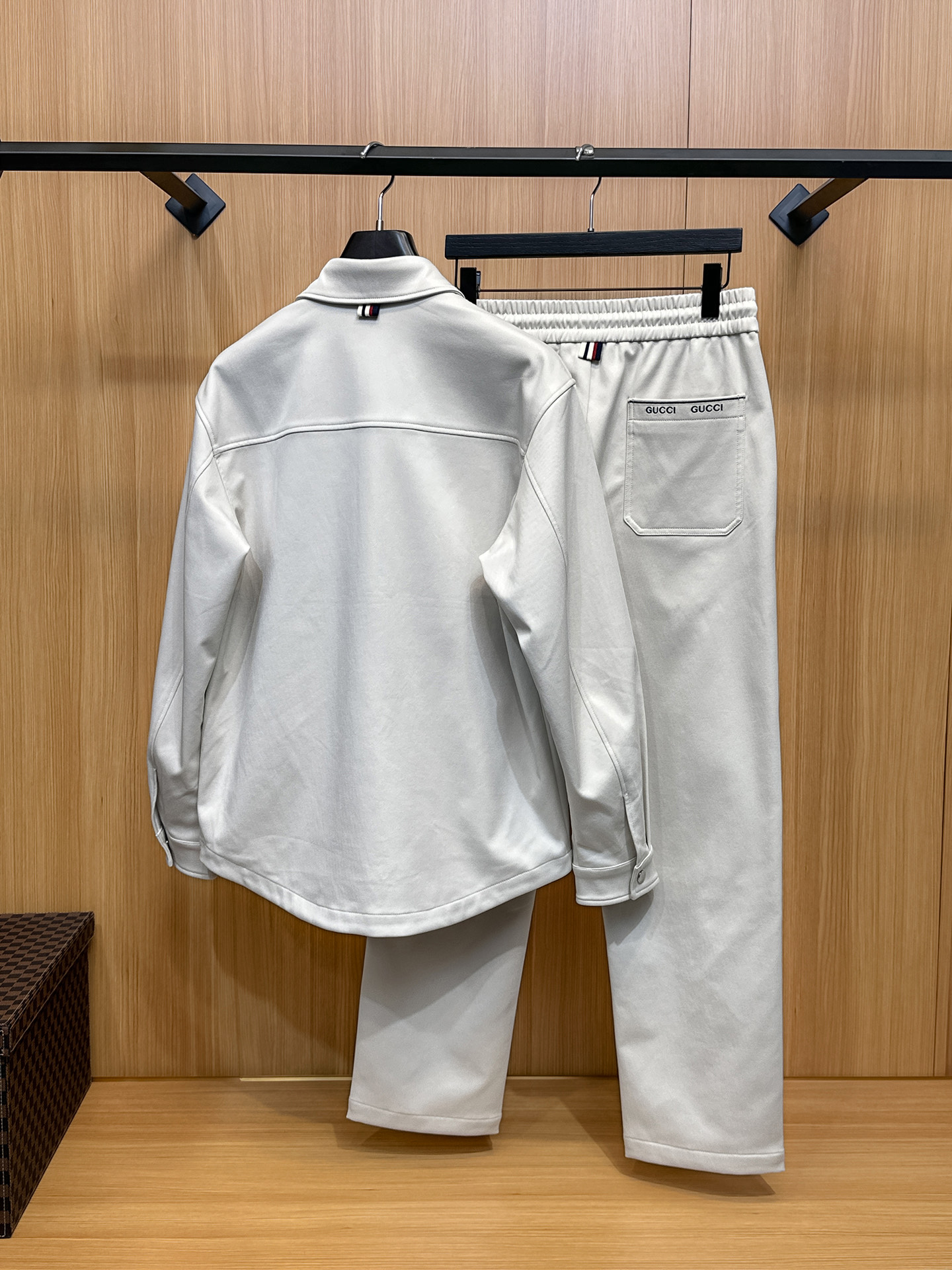 Gucci Men's Beige Denim Jacket and Pants Set, Stylish & Comfortable 17 i1757688171960 5802 0 15