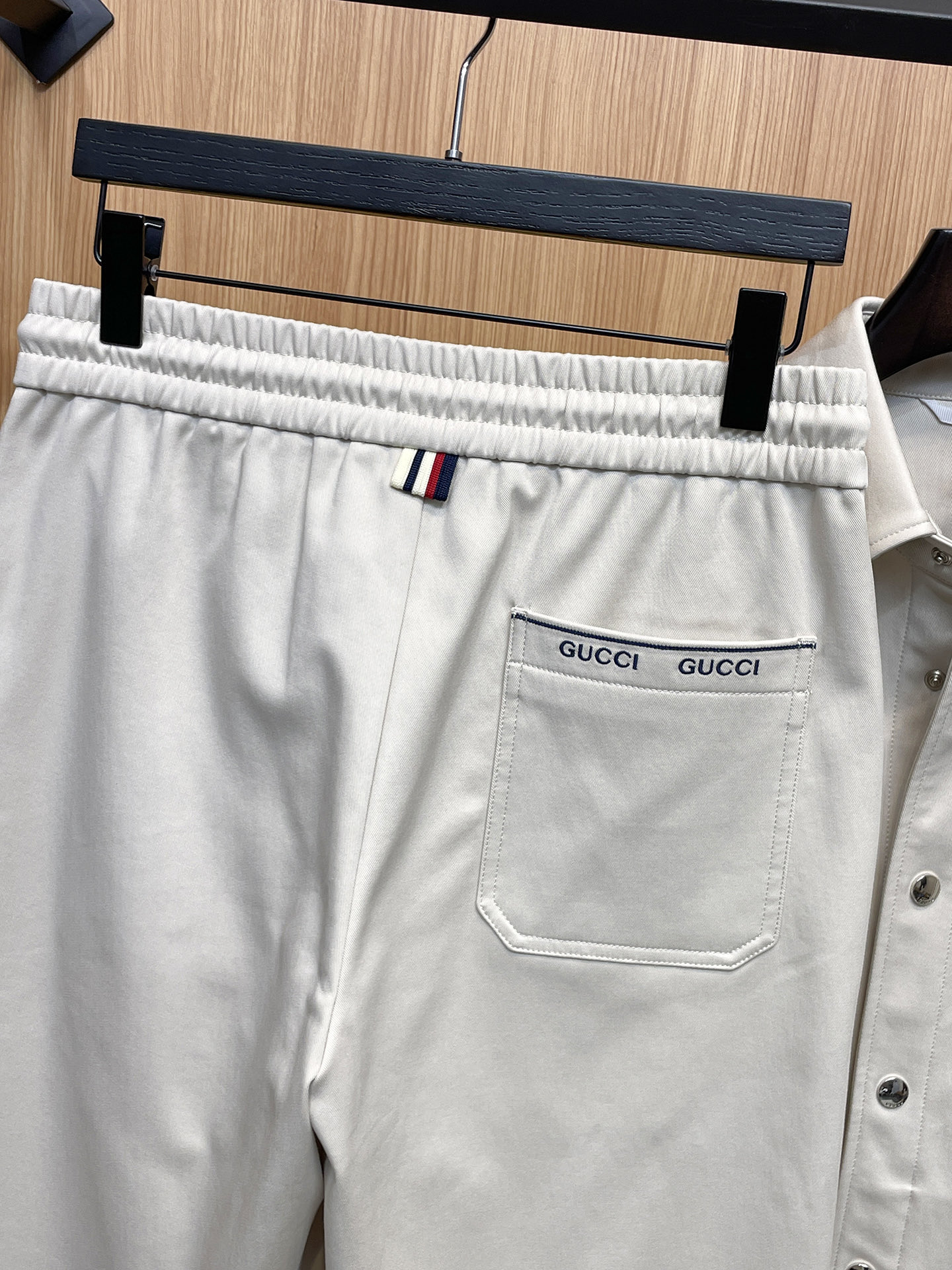 Gucci Men's Beige Denim Jacket and Pants Set, Stylish & Comfortable 16 i1757688172481 8454 0 14