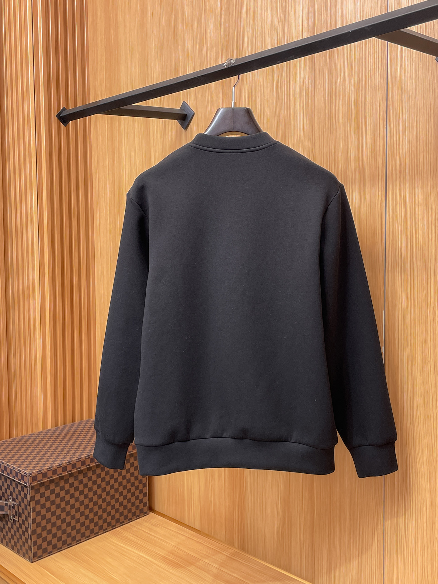Louis Vuitton 2025 Fall/Winter Wool-Blend Pullover Knit Sweatshirt 10 i1758041037390 1438 0 8