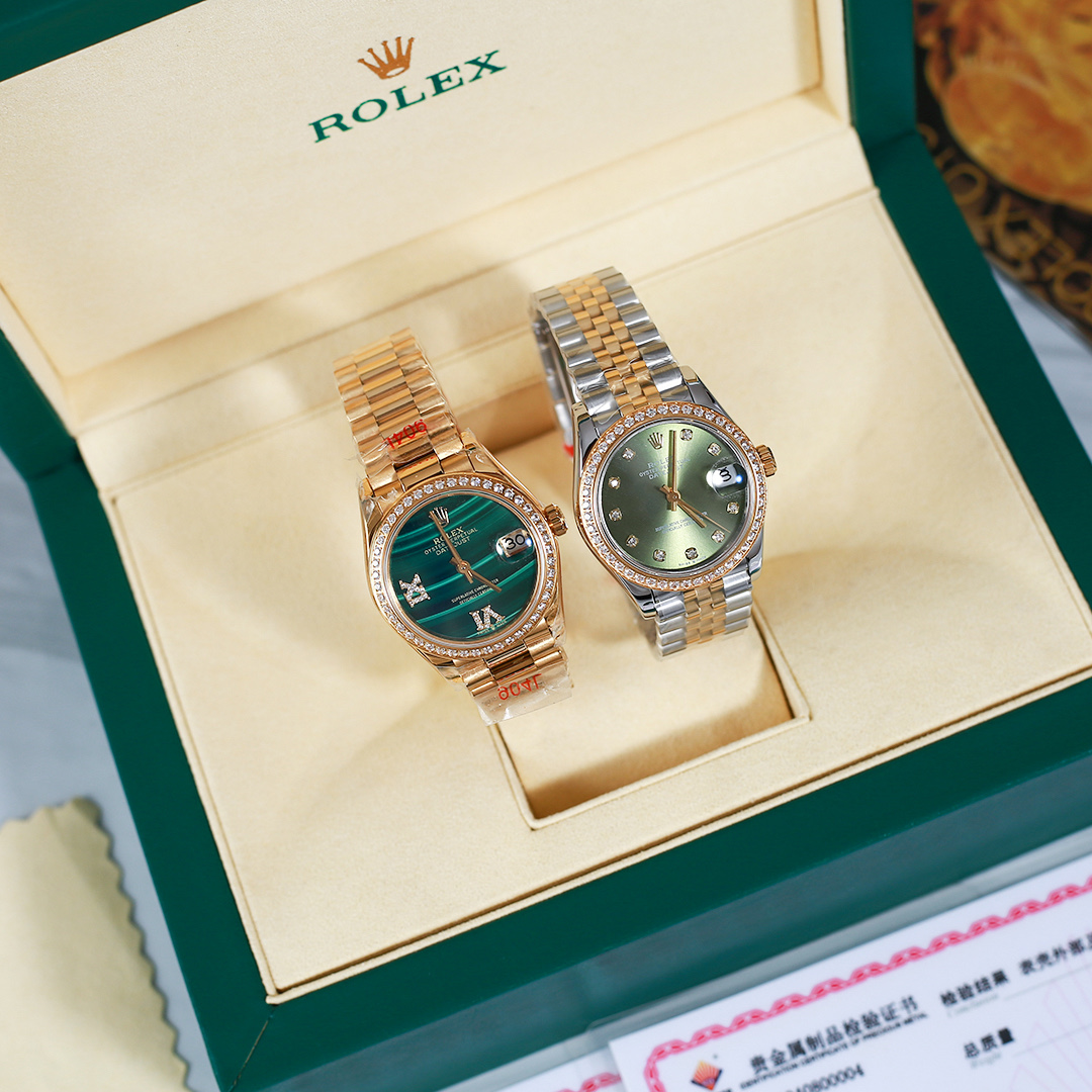 NO:393267,!  Latest version!  Rolex 31mm women's size log watch!  The latest black Fritillaria custom-made real diamond model!  The most popular outer ring style in Europe and the United States is 48 real diamonds!  10 Vs-level real diamond hour markers in the inner ring!  Each watch is a real diamond certificate issued by an authoritative GTC institution in China!  Every watch and one code does not repeat. Equipped with the original gold Swiss sw2688 movement, it is hard to find a core!  Long-term out of stock!  Functions are synchronized with original, calendar jumps instantly. Dial size is 31mm for women. The most perfect size for the watch strap is made of 904L stainless steel 18k rose gold forged. The gold strap is not exposed to white, and the button is not exposed to white, so you can determine the exclusive quality!  The market currency is exposed, and everyone is welcome to compare. We are truly using the original Swiss imported movement, with accurate zero error and retail after-sales service. Supports any disassembly inspection!  The triangular pit pattern of the case back bottom cover is tightened by special tools to make the case completely sealed and deeply waterproof. The winding crown adopts a double-lock double waterproof system, which is firmly tightened to the case, making it more waterproof. The mirror has high wear resistance and sapphire material. At 3 o'clock, a small window convex lens (2.5 times) is equipped with a women's log-type waterproof Oyster case that gives the best protection for high-precision movement!  The new double-headed particle connection method under the outer ring of the 904L watch strap and the outer ring, the concealed folded crown buckle is opened with the articulated Rolex crown logo. The inner circle of the 6-character digit is a table and a code. The details must be followed by the original. Finally, let’s talk about the dial color. We are all original one-to-one. Please compare the counter with the actual objects. The pictures will be somewhat different, because the lights in the pictures are different, and the angles are different, and the effects will be different when taken. Don’t worry, buy and wear them!  If you are not satisfied, support for free return and exchange, lifelong warranty!  With a full set of counter packaging, you will get a hand-woven log wool watch once you place an order., stuart weitzman,rolex19860909！最新版本！劳力士31mm女款尺寸日志型腕表！最新黑色贝母定制真钻款！在欧美最火的款外圈48颗真钻！内圈10颗Vs级别真钻时标！每一块表都中国GTC权威机构出具的真钻证书！一表一码不重复.搭载原装金瑞士sw2688机芯,一芯难求！长期属于缺货状态！功能同步原装,日历瞬跳.表盘尺寸31毫米女士最完美的尺寸,表壳表带材质采用904L不锈钢18k玫瑰金锻造,间金表带不露白,扣子不露白,认准独家品质！市场通货都是露白的,欢迎大家对比.我们是真真正正采用原装瑞士进口机芯,走时精准零误差零售后.支持任意拆机查验！表背底盖三角坑纹以专用工具的旋紧,使表壳完全密封,深度防水.上链表冠采用双扣锁双重防水系统,牢固旋紧于表壳,使得更加防水.镜面具有耐磨性高蓝宝石材料制造,3点钟位置装有小窗凸透镜(2.5倍)女装日志型的防水蚝式表壳给予高精准机芯最佳防护！904L腕表表带和外圈底下的崭新双头粒连接方式,隐蔽式摺叠皇冠带扣,以铰接的劳力士皇冠标志开启.6字位内影圈以腐蚀工艺一表一码.各种必须细节跟足原版.最后再说一点表盘颜色,咱们都是原装一比一,大家请柜台以实物对比,图片多少会有出入,因为拍图的光线不一样角度不一样,拍出来呈现的效果都会不一样.放心购买佩戴！不满意支持随意退换,终身保修！配全套专柜包装,下单即赠送纯手工编织同款日志毛线手表.,,stuart weitzman,rolex,Watch