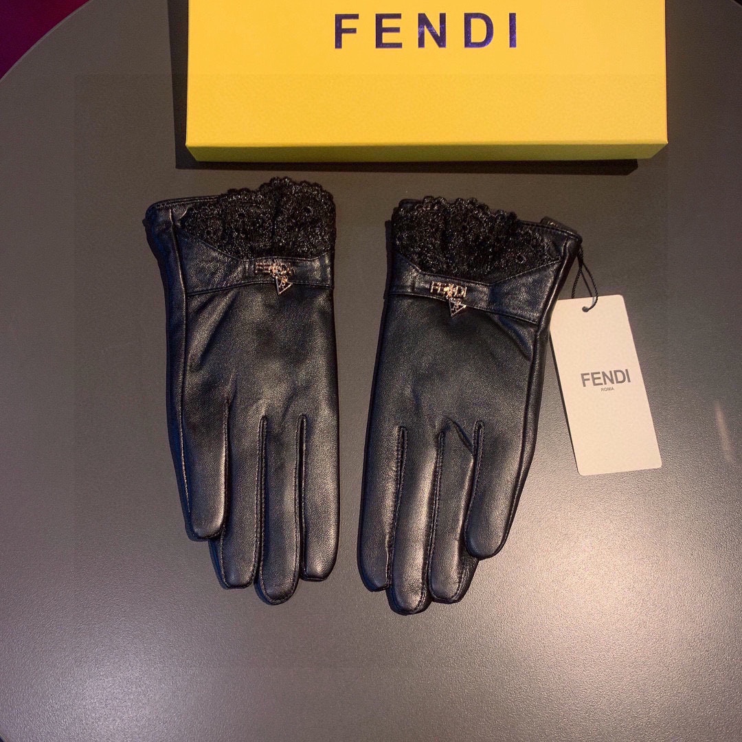 芬迪FENDI2023秋冬波浪纹原版五金一级羊皮手套手机触屏值得对比同款不同品质秒杀市场差产品进口一级羊