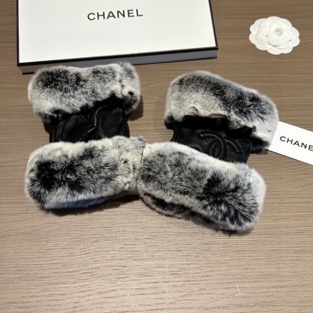 Chanel香奈儿2023秋冬懒兔毛羊皮手套手机触屏值得对比同款不同品质秒杀市场差产品进口一级羊皮懒兔毛