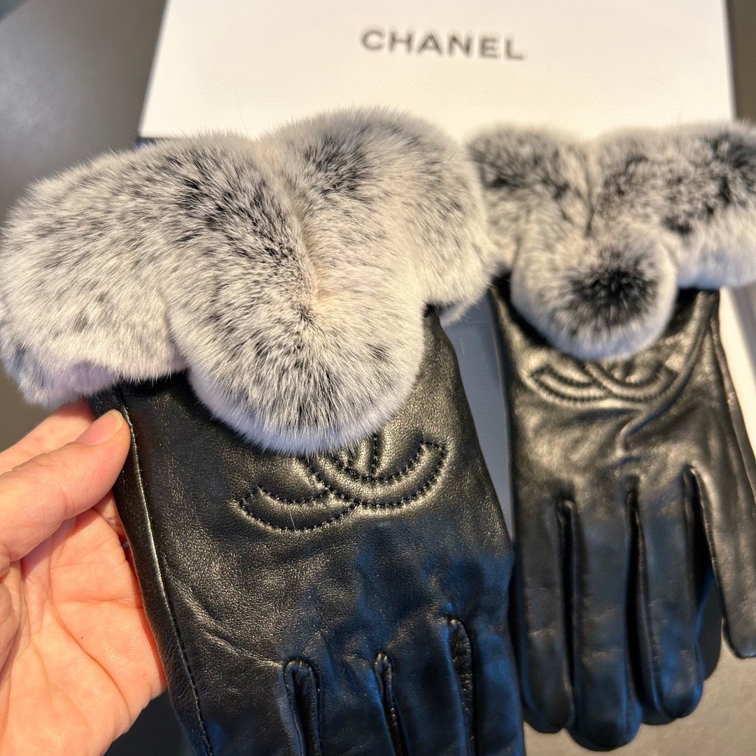 Chanel香奈儿2023秋冬懒兔毛羊皮手套值得对比同款不同品质秒杀市场差产品进口一级羊皮懒兔毛内里加绒