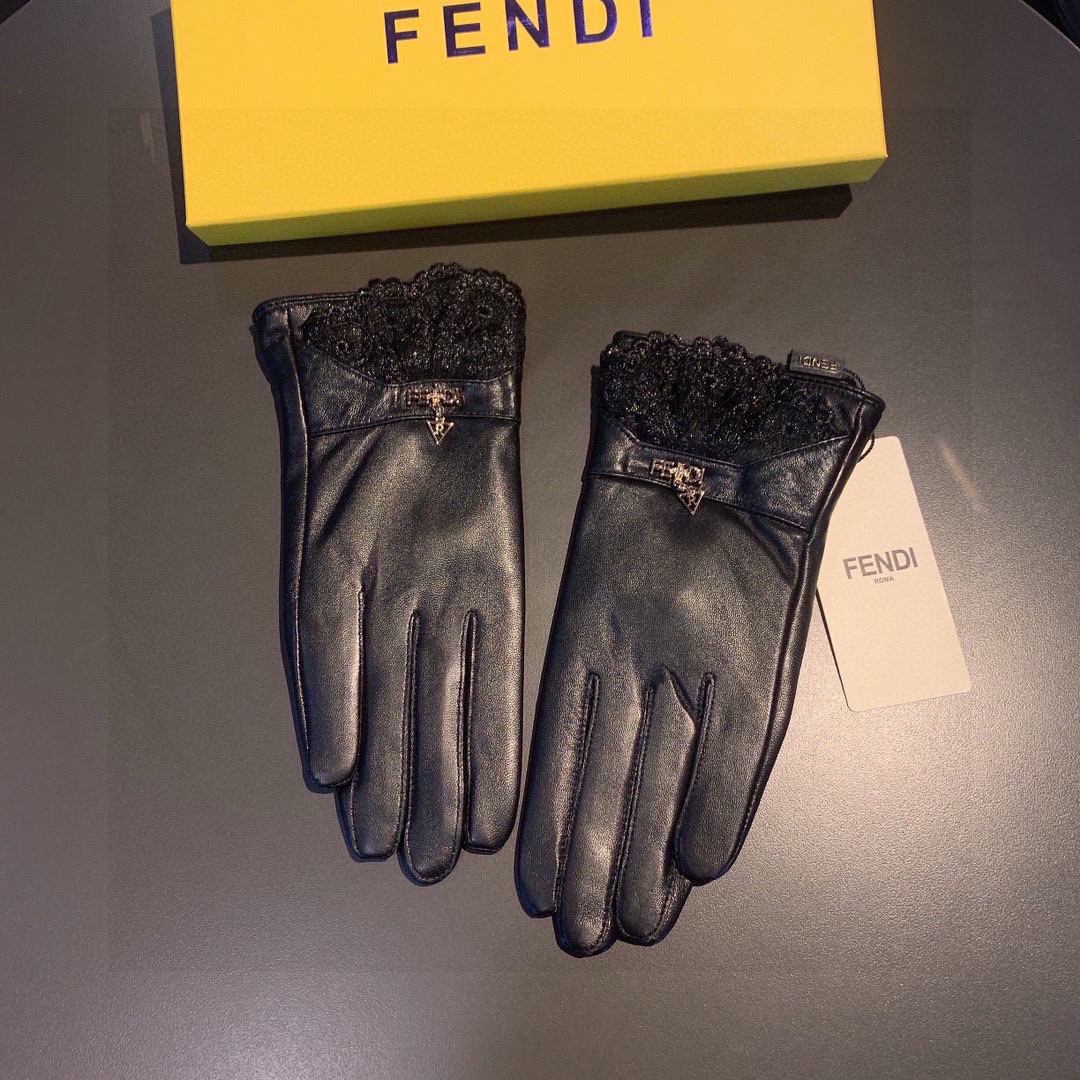 芬迪FENDI2023秋冬波浪纹原版五金一级羊皮手套手机触屏值得对比同款不同品质秒杀市场差产品进口一级羊