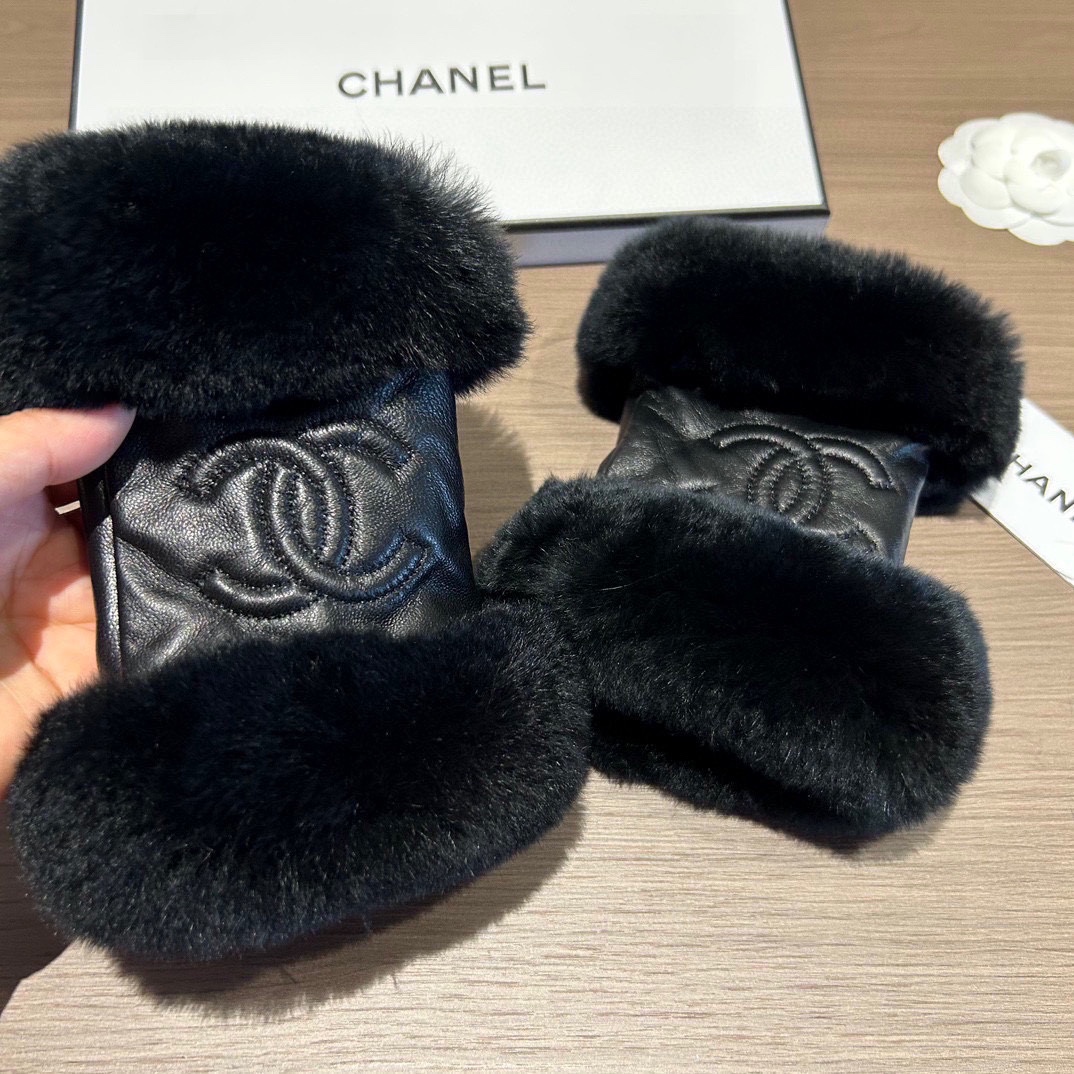 ️Chanel香奈儿2023秋冬懒兔毛羊皮手套手机触屏值得对比同款不同品质秒杀市场差产品进口一级羊皮懒兔