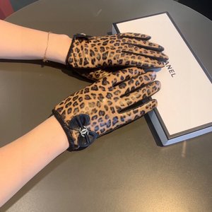 Chanel Gloves Leopard Print Women Cashmere Sheepskin