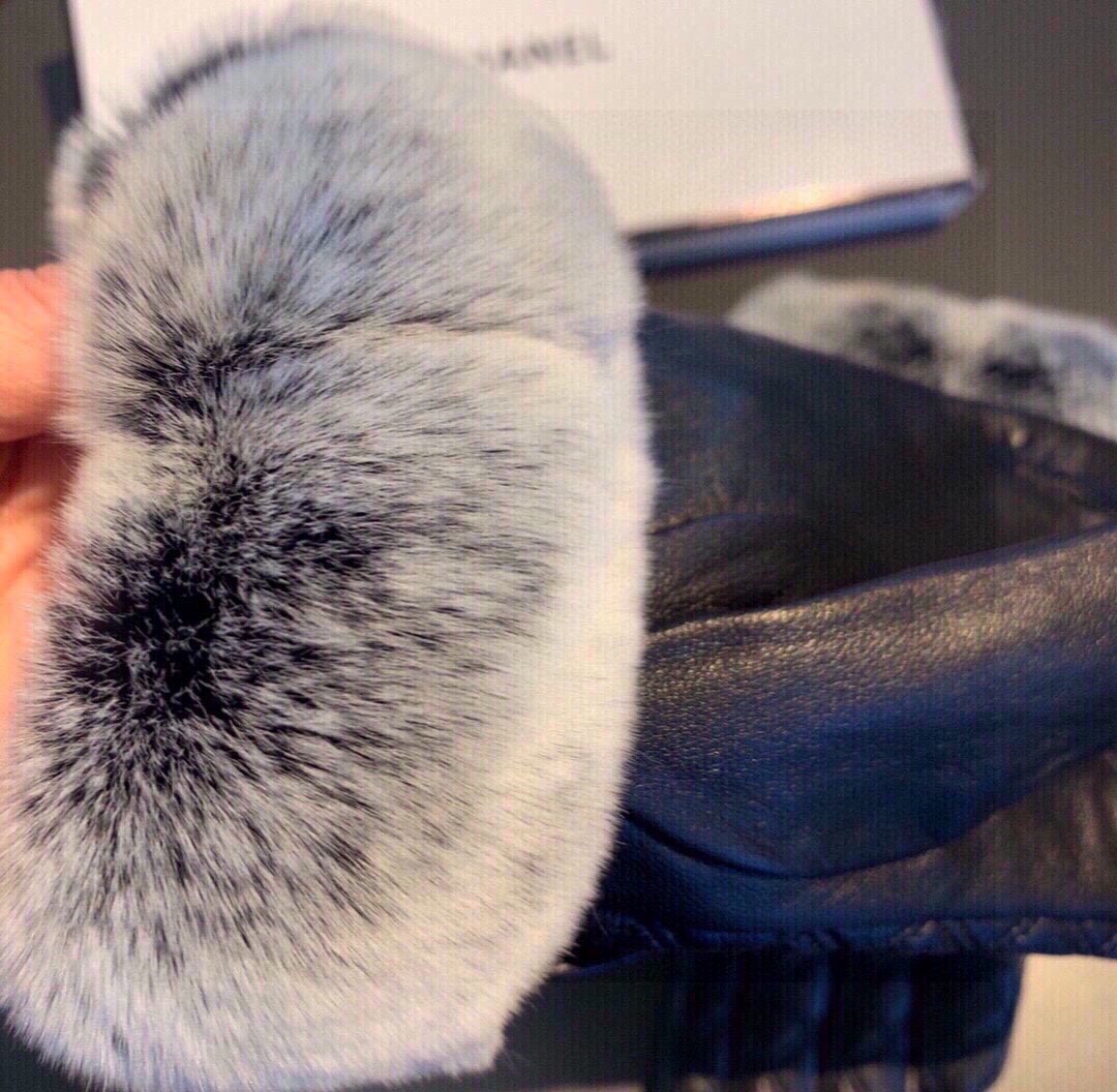 Chanel香奈儿2023秋冬懒兔毛乱绣羊皮手套手机触屏值得对比同款不同品质秒杀市场差产品进口一级羊皮懒