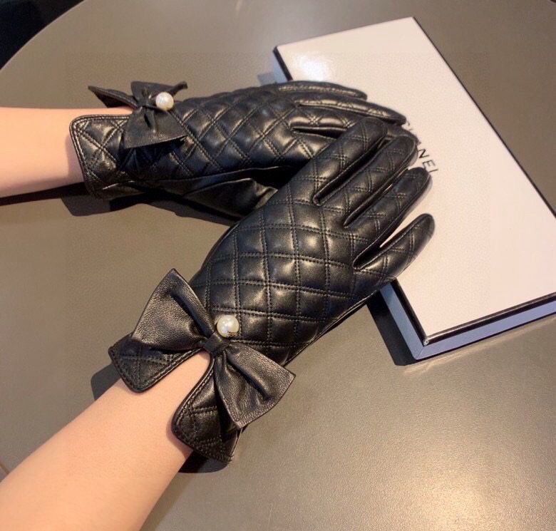 Chanel Gloves Women Cashmere Sheepskin