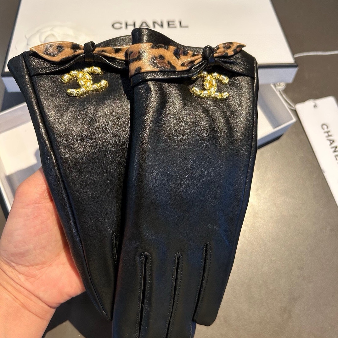 Chanel Gloves Leopard Print Women Cashmere Sheepskin