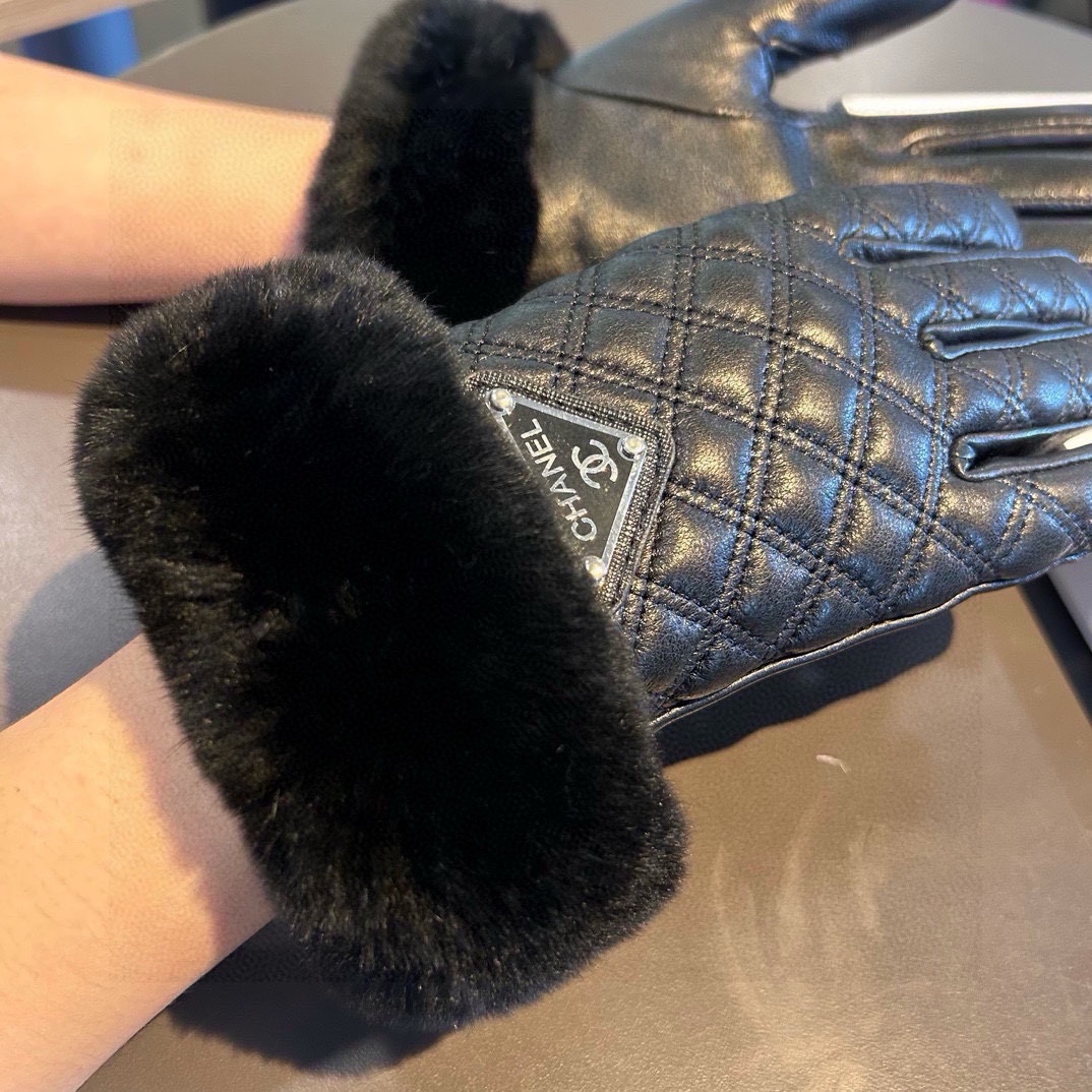 Chanel Replica
 Gloves Rabbit Hair Sheepskin Fall/Winter Collection