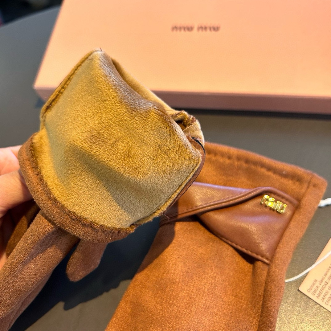 Comparing 2024 Autumn Wool Gloves: Quality, Market Competition, and Classic Style - 图片 9