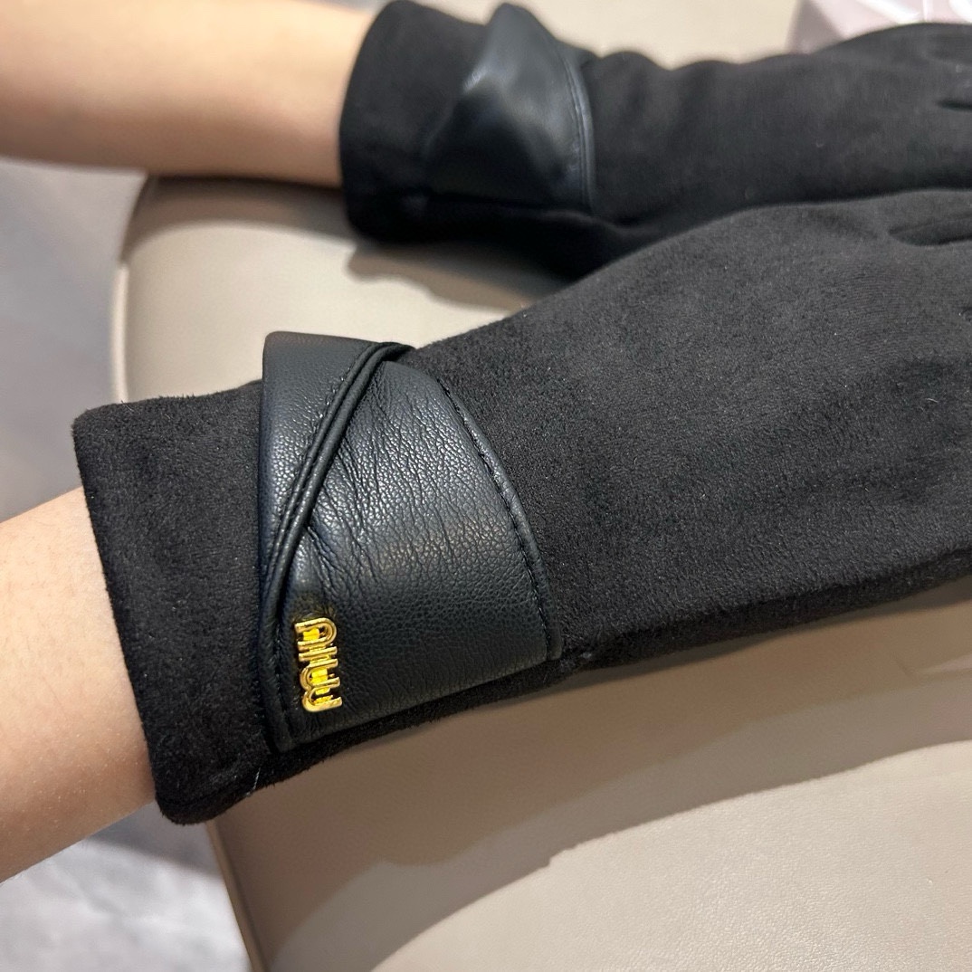 Comparing 2024 Autumn Wool Gloves: Quality, Market Impact, and Timelessness - 图片 2
