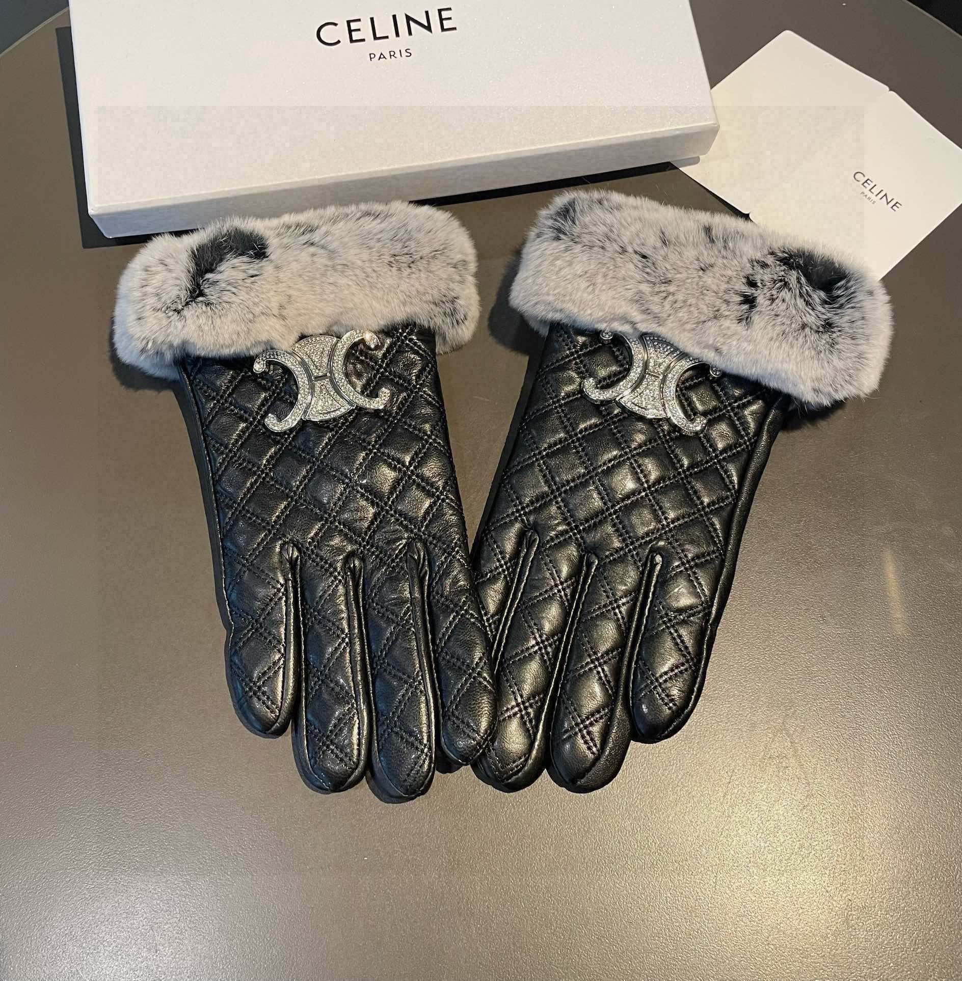 Céline’s 2024 Fall/Winter Lard-Skin Touch Screen Gloves: Quality Comparison and Classic Style - 图片 6