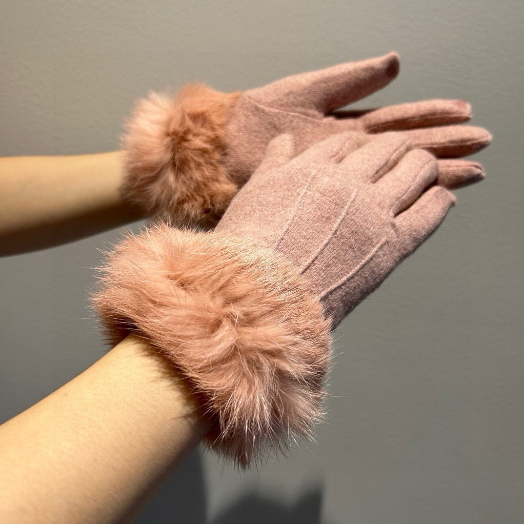 Céline Wool Flair Gloves: Lot 163, Stylish and Warm for Autumn/Winter - 图片 3