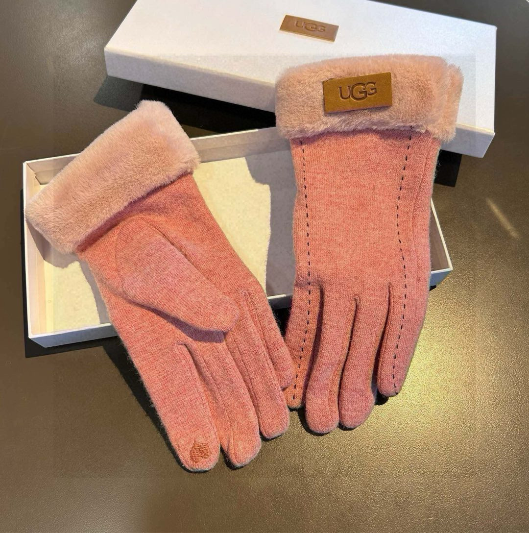 UGG2024: High-Quality Puffy Wool and Rabbit Hair Gloves Worth Comparing in Short-Cut Market - 图片 6