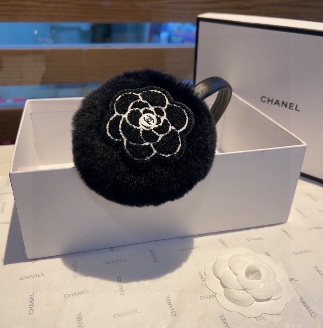 “Stunning Chanel Skating Earpieces: Worth Having for Crazy Skiing Enthusiasts”
