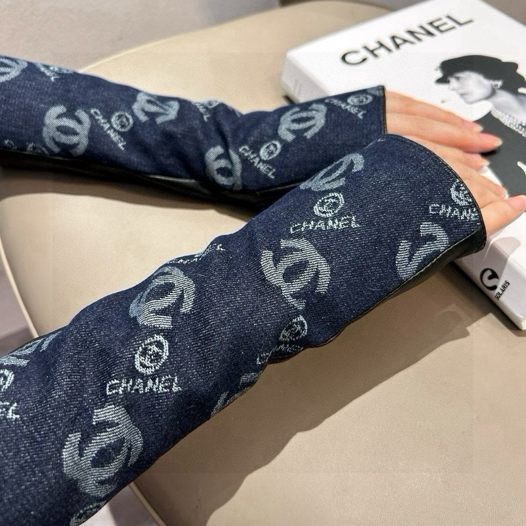 2024 Chanel’s New Fashion Collection: Long-Skinned Jeans, Car Gloves, Bouquets. - 图片 2