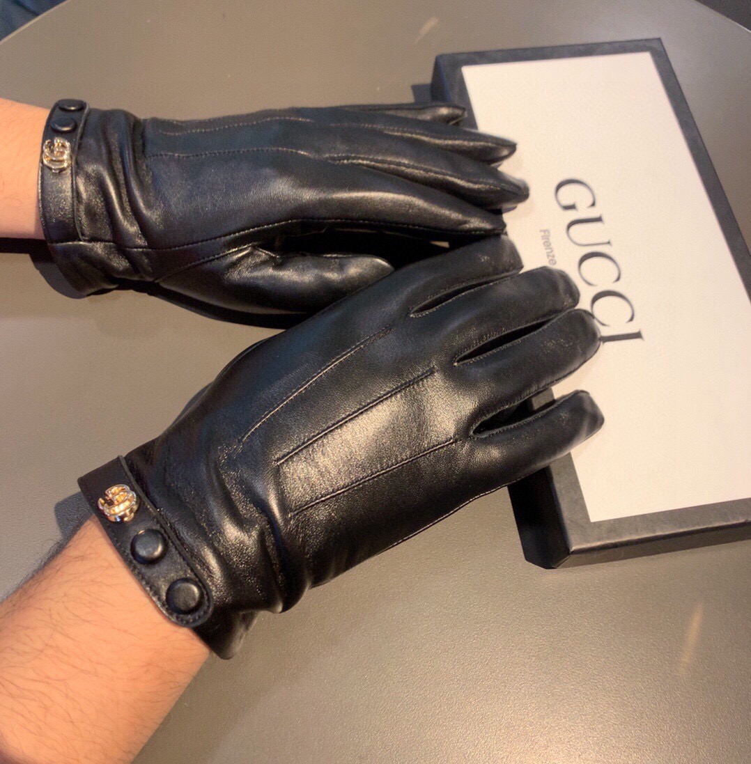 
2025新款独家首发‼️触屏手套 男士手套Gucci古奇新款高档羊皮手套🎉🎉型男首选 不可错过💁💁百分